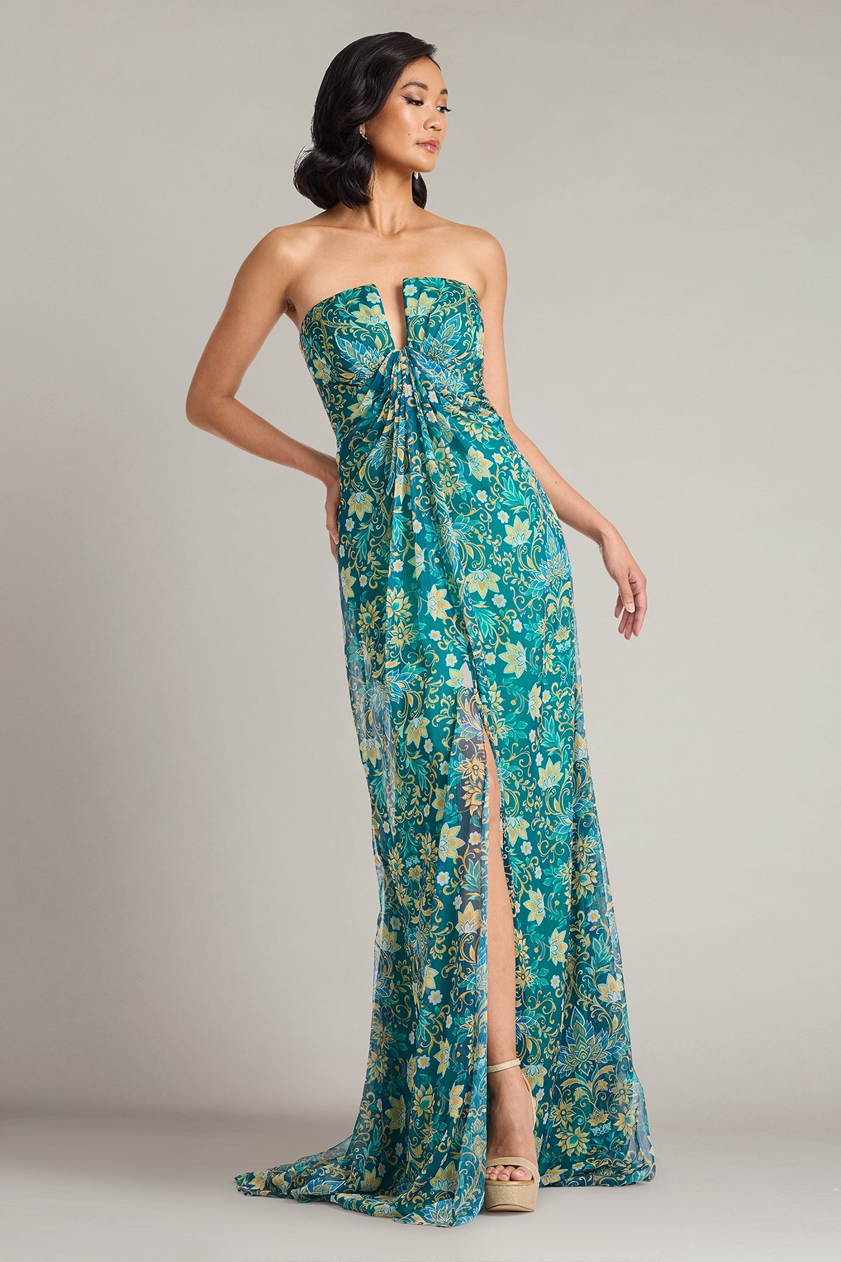 Verica Floral Print Chiffon Gown – Tadashi Shoji Official Online Boutique
