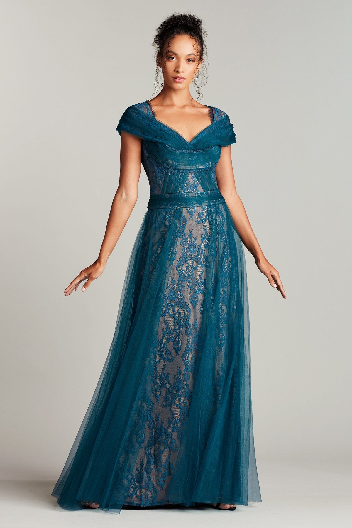 Baris Paisley Lace Cap-Sleeve Gown Tadashi Shoji Official Online Boutique Baris Paisley Lace Cap-Sleeve Gown Tadashi Shoji Official Online Boutique