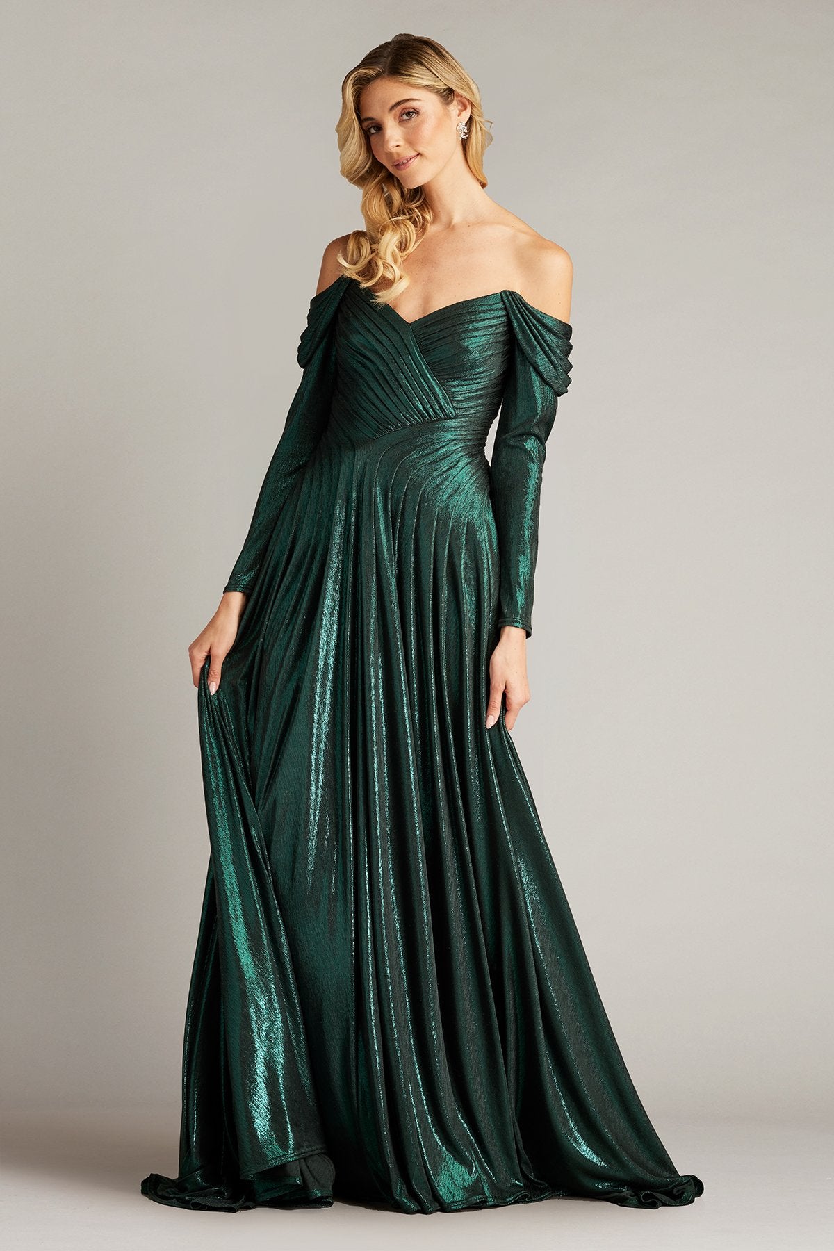 Alysia Off-Shoulder Pleated Drape Metallic Gown – Tadashi Shoji