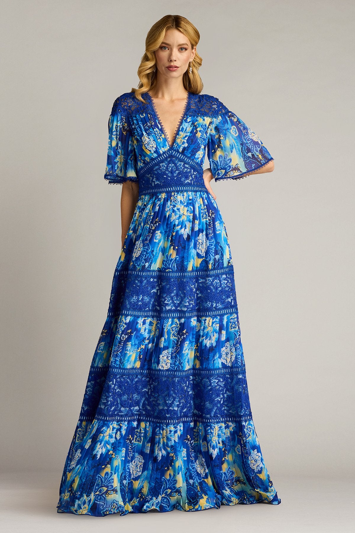 【TADASHI SHOJI】青系花柄バルーンスリーブドレス　2サイズ Cyra Floral Pleated Chiffon Gown – Tadashi Shoji Official Online