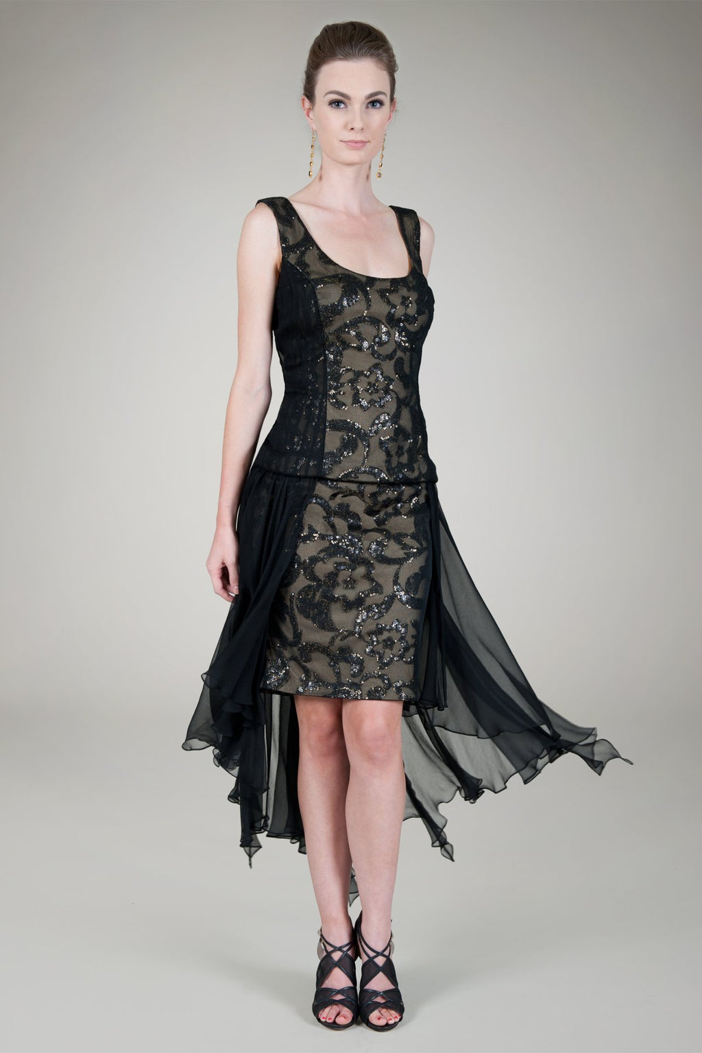 Paillette Embroidered Lace Blouson Dress in Black/Gold