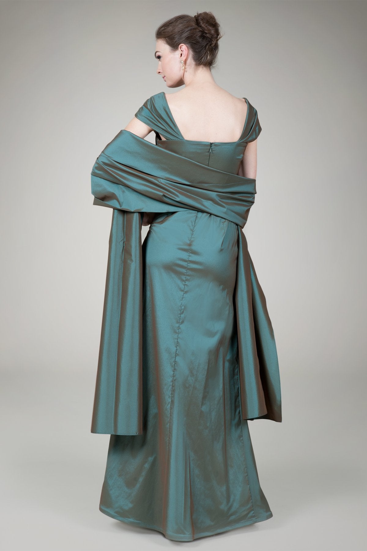 Taffeta Trumpet Gown in Platinum