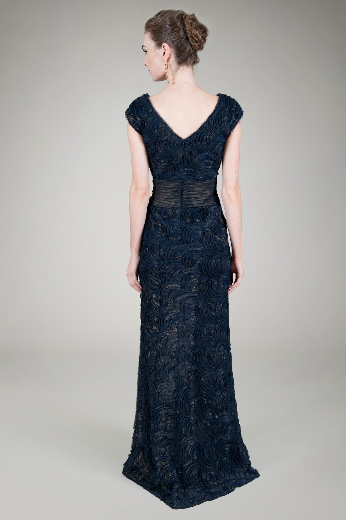 Cut Metallic Tulle Cap Sleeve Gown in Navy