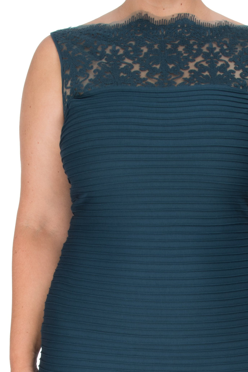 Tadashi Shoji Plus Size - Pintuck Jersey Boatneck Gown