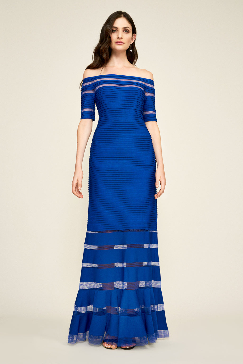 Tadashi Shoji - Kelly Pintuck Jersey Banded Gown