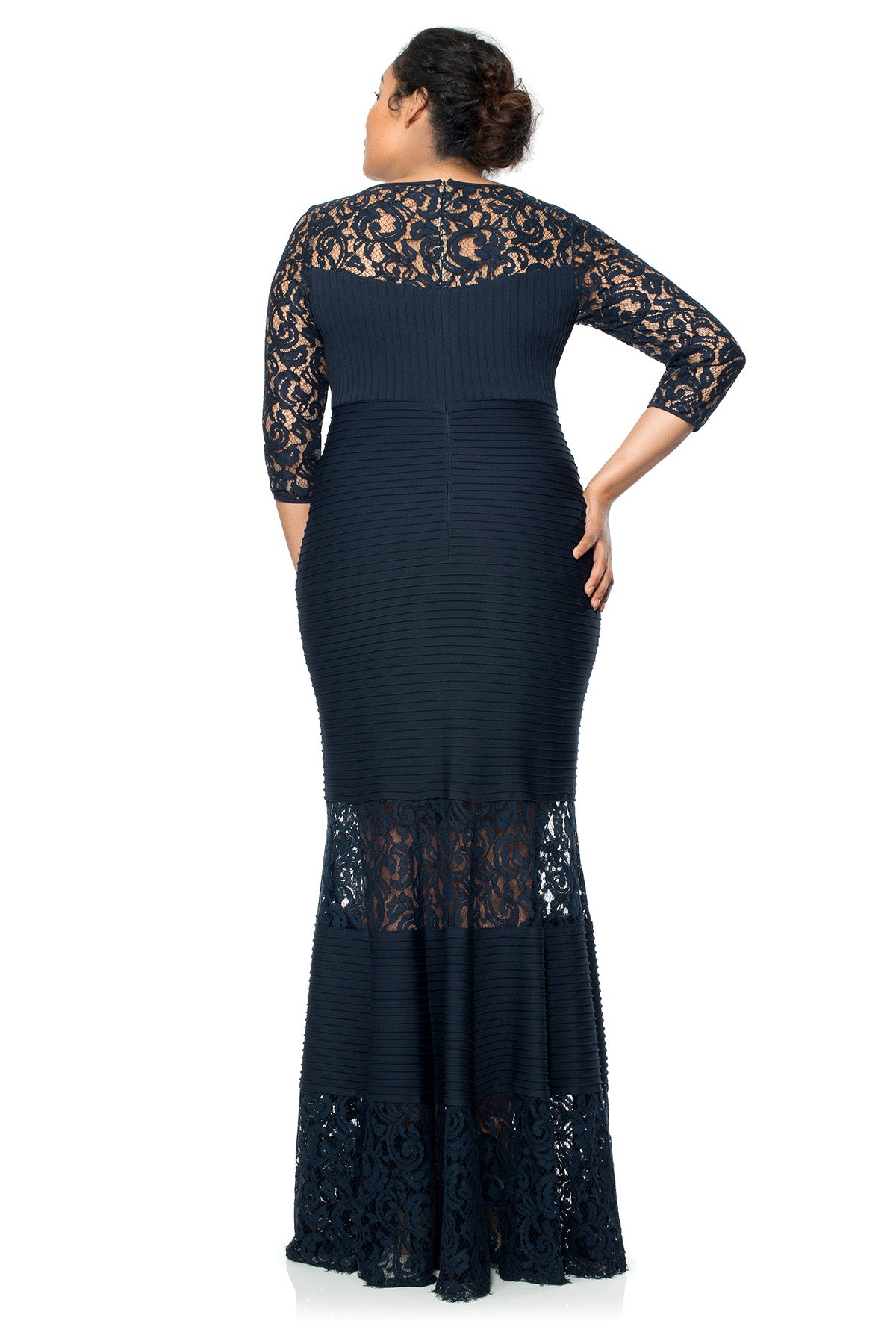 Tadashi Shoji Plus Size - Pintuck Jersey Gown with Sweetheart Illusion Neckline