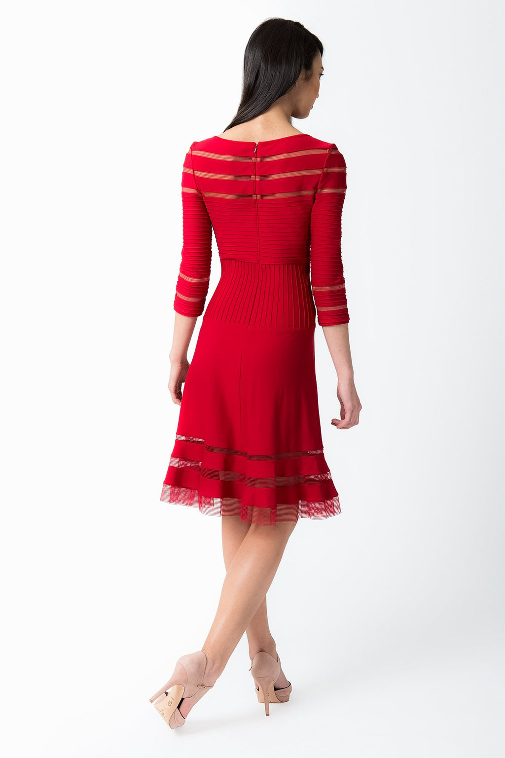 Cutout Jersey 3/4 Sleeve Cocktail Dress in Deep Red