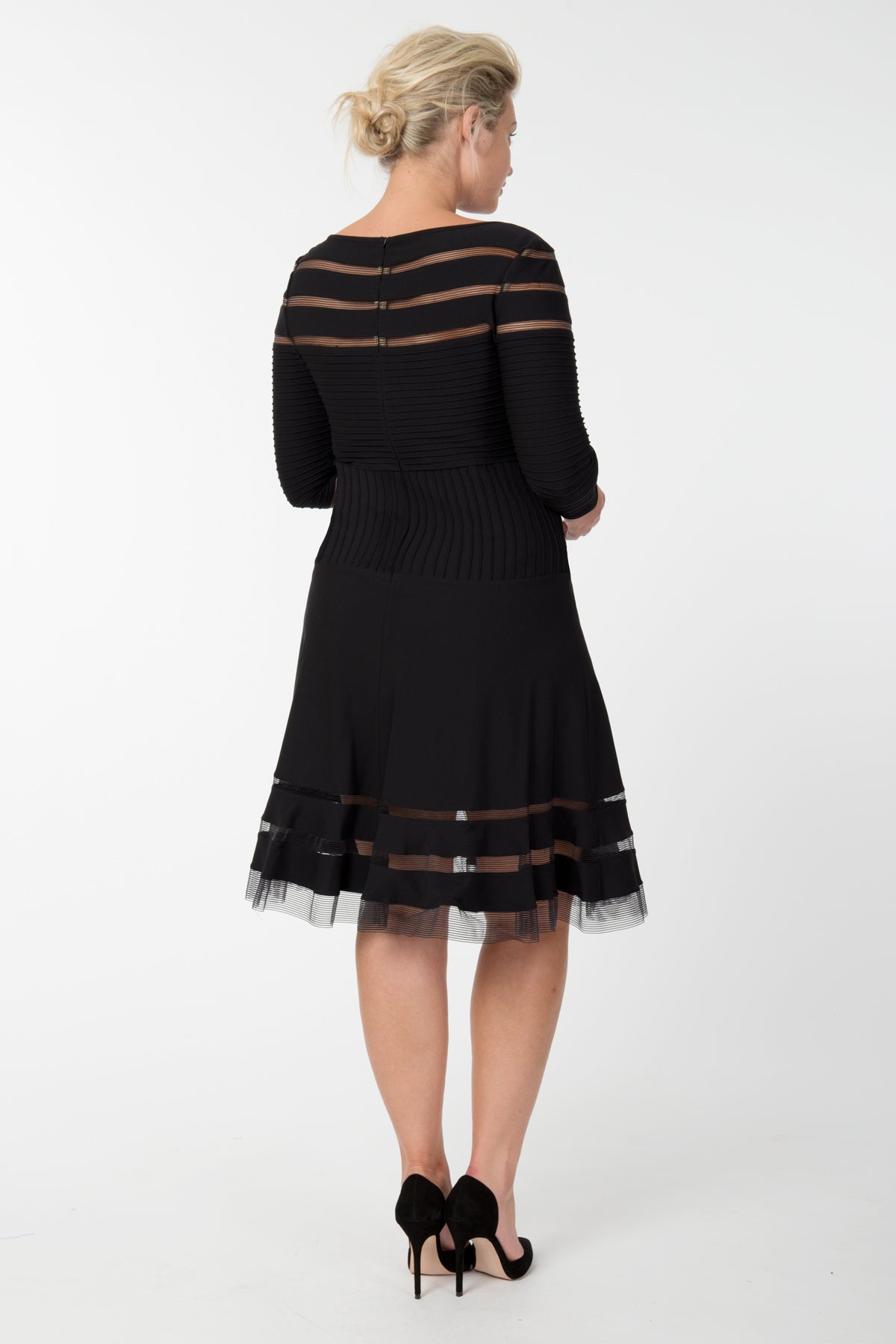 Pintuck Jersey ¾ Sleeve Dress in Black