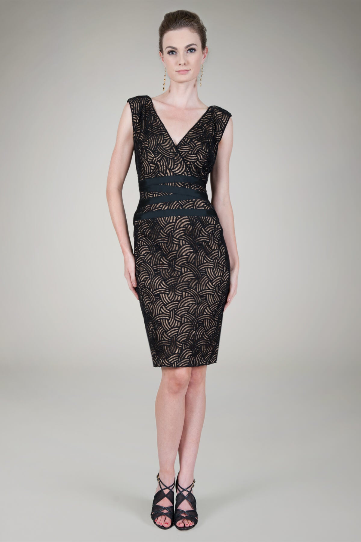 Scallop Lace Cocktail Dress in Black / Nude