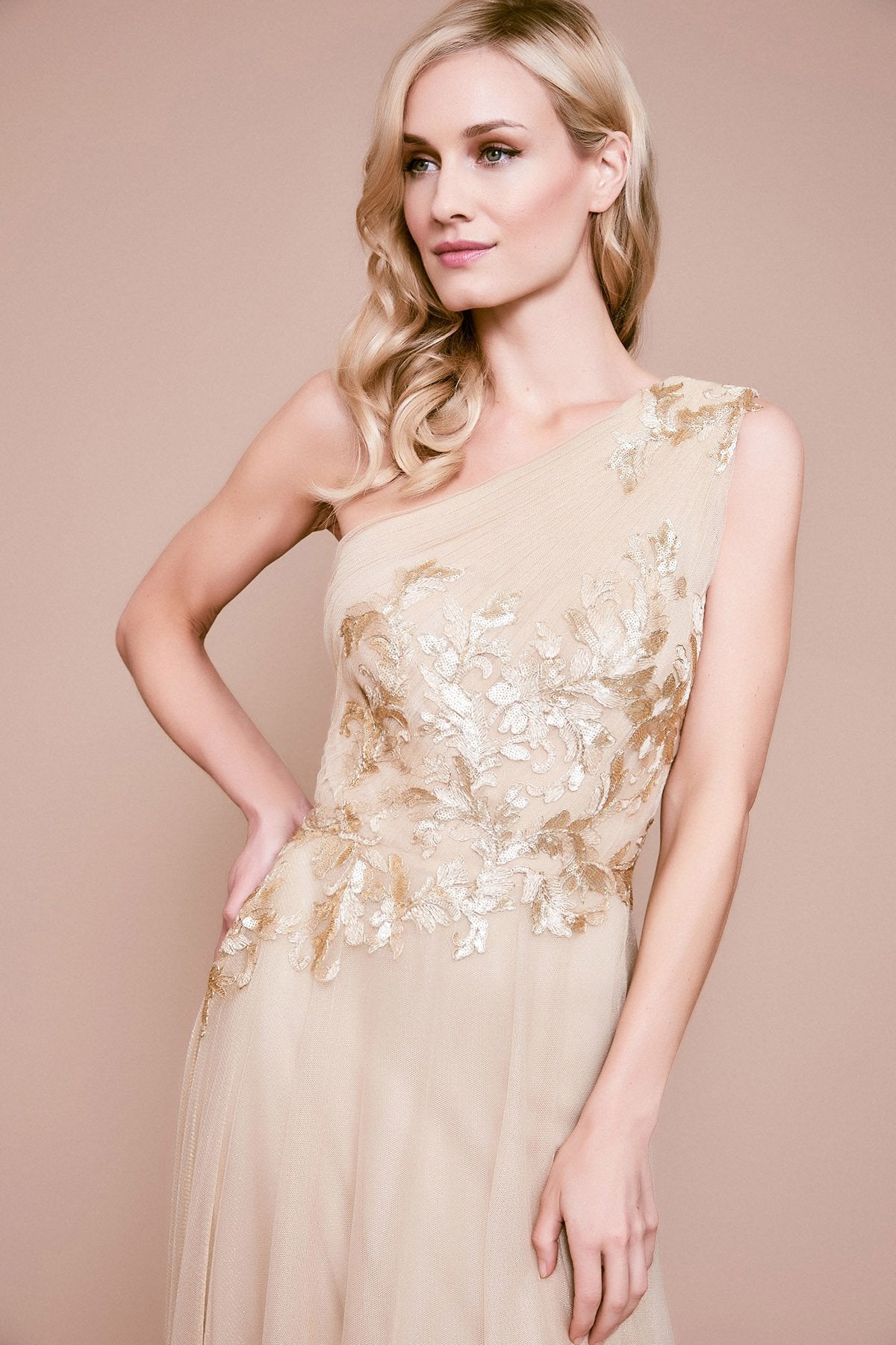 Vesper One-Shoulder Sequin Tulle Gown – Tadashi Shoji Official Online  Boutique