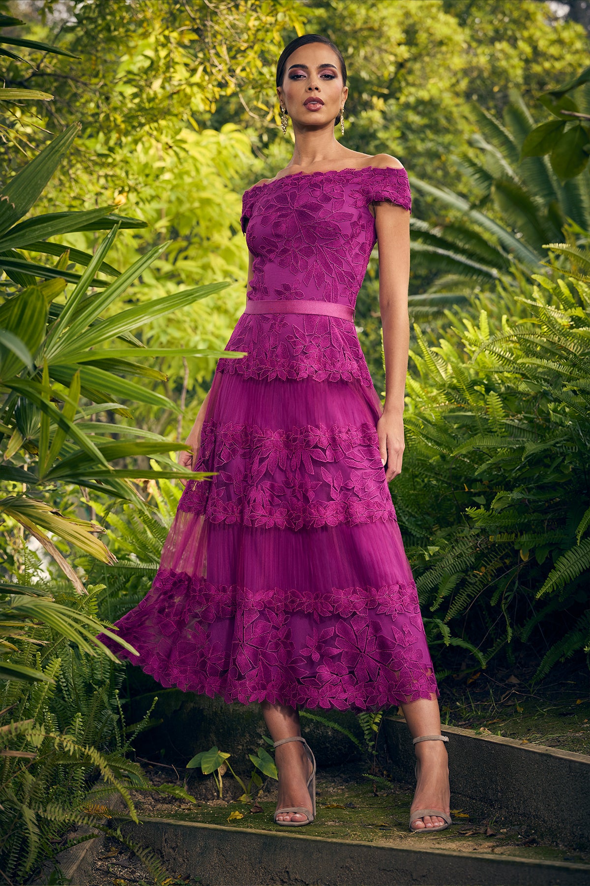 Adriane Floral Embroidered Tea-Length Dress – Tadashi Shoji