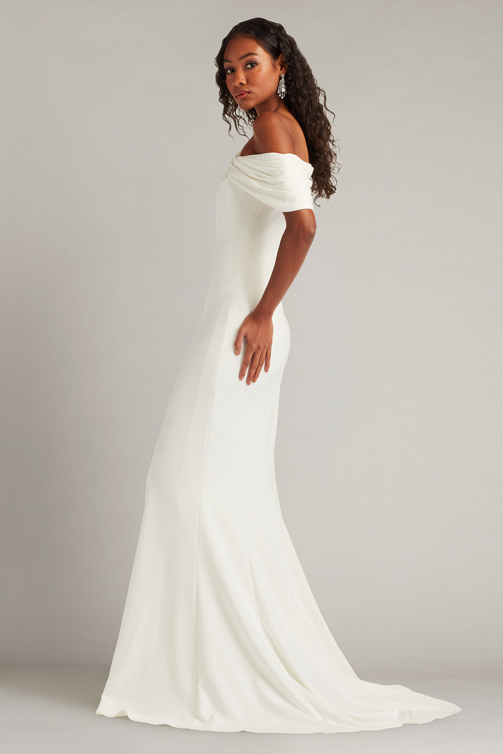 BOS26007LBR-IVORY_SIDE