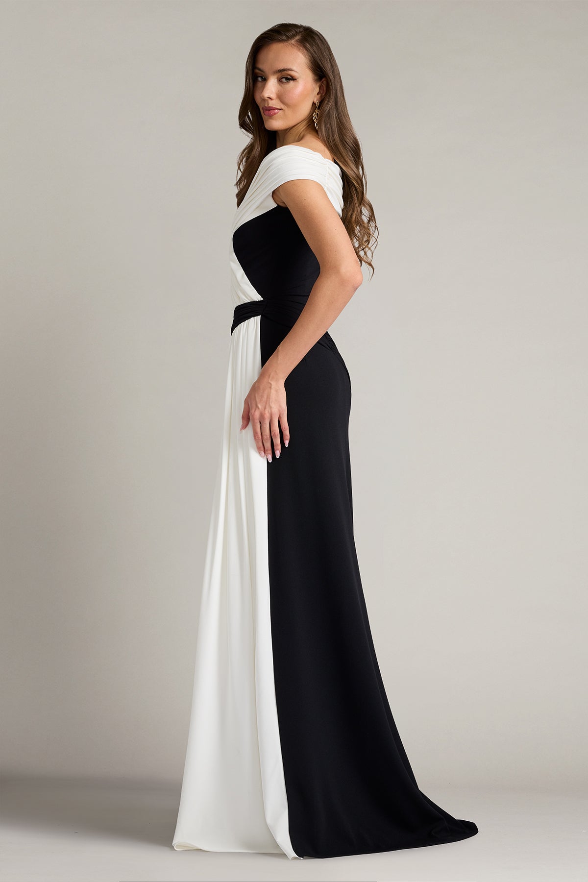 Lohner Draped Sash Gown Tadashi Shoji Official Online Boutique Lohner Draped Sash Gown Tadashi Shoji Official Online Boutique