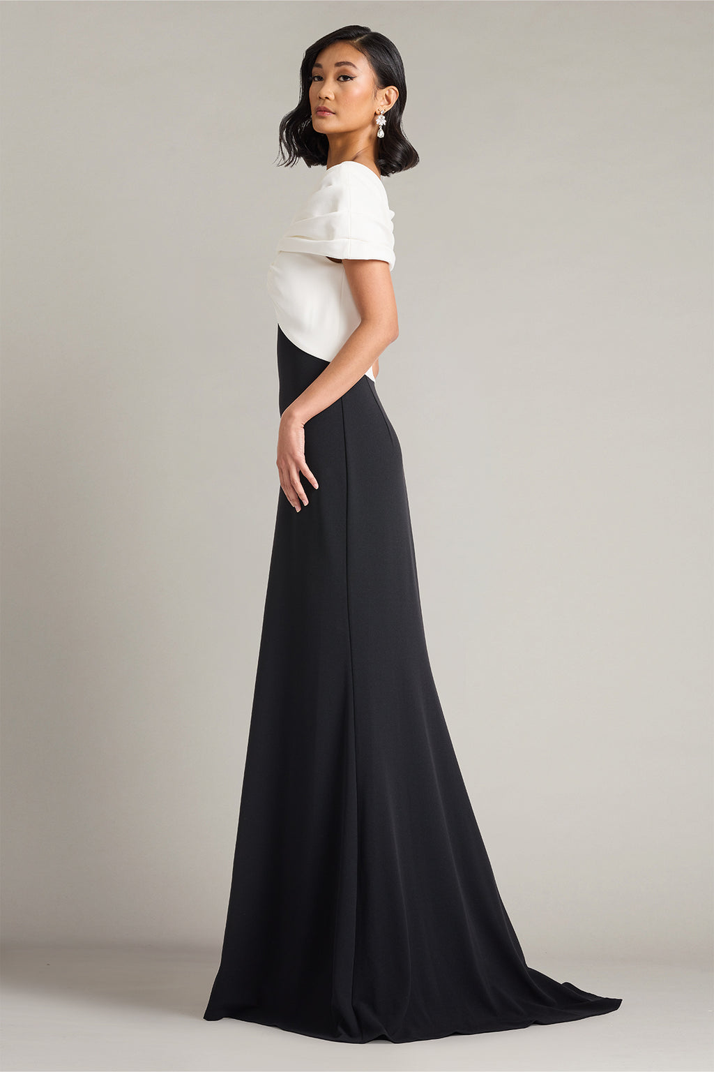 Rafner Twist Neck Gown-IV/BK Side