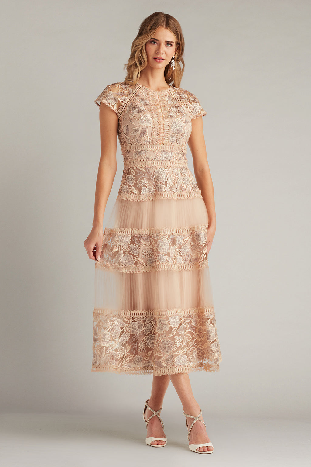 CDP25752MD-PEBBL_FRONT_2