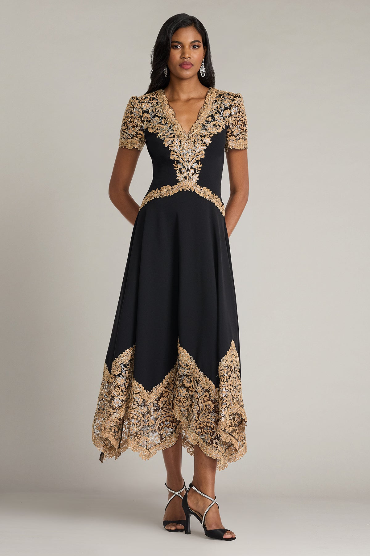 ⭐︎美品⭐︎ tadashi shoji ハンカチーフドレス 0 Neneh Embroidered Handkerchief Hem Midi Dress – Tadashi Shoji