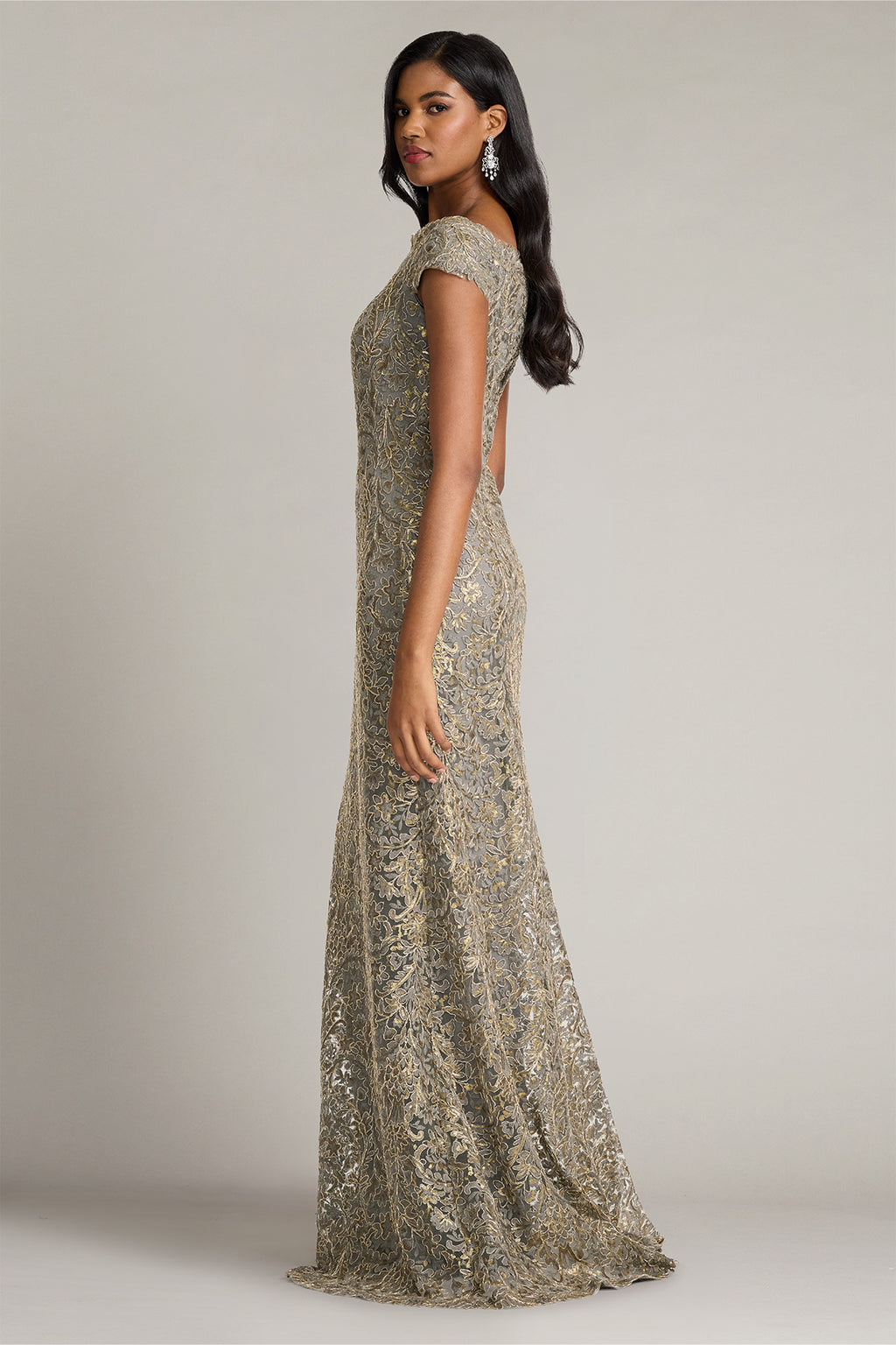 Dusen Vine Embroidered Tulle Gown-SMKPL Side