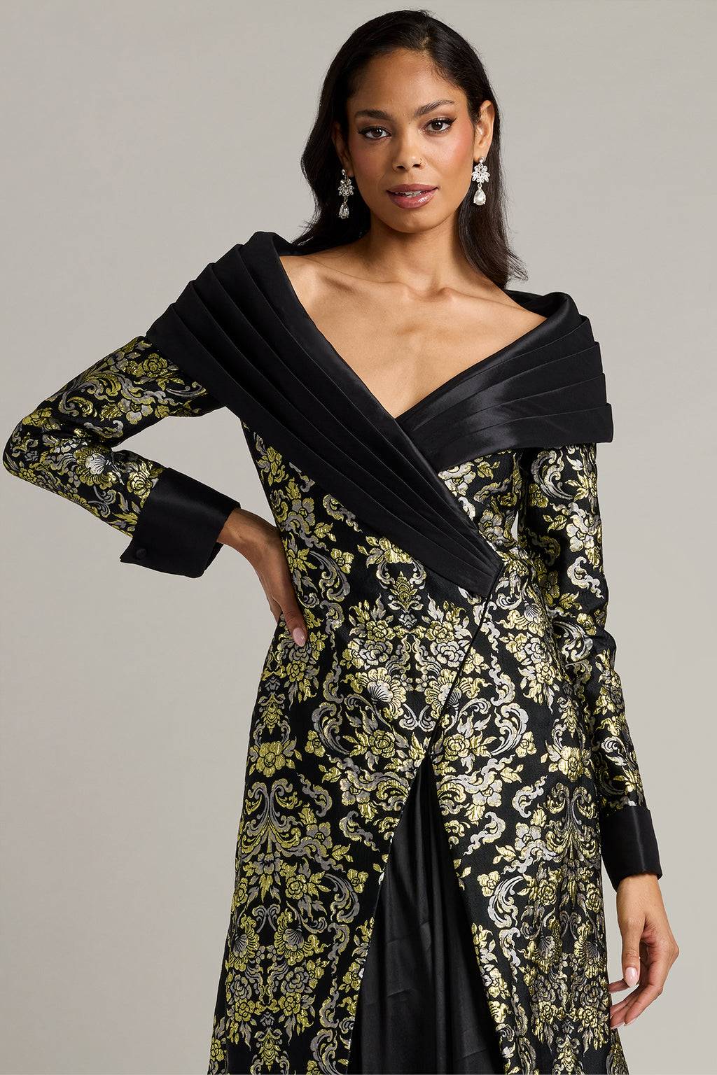 CKD26306L-GOLDM_CROP