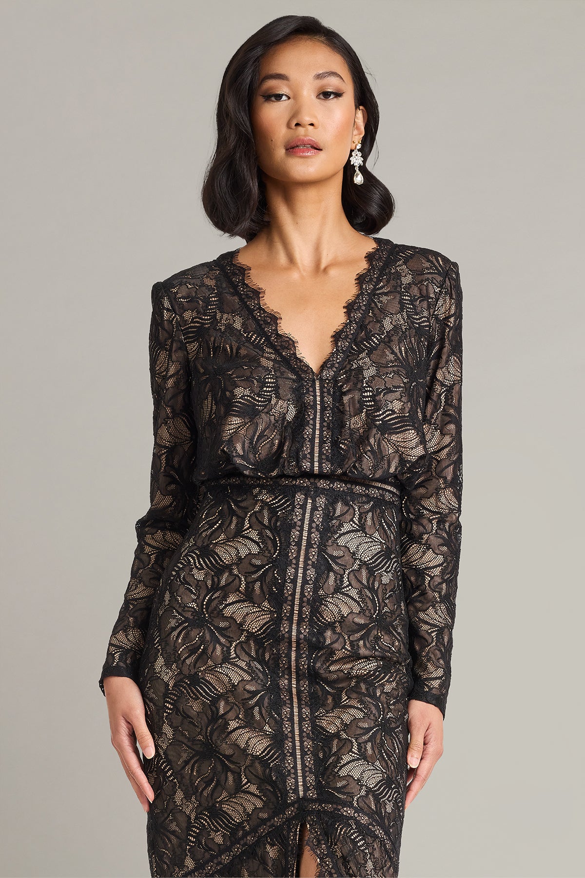 Carelli Orchid Lace Gown-BK/ND Crop