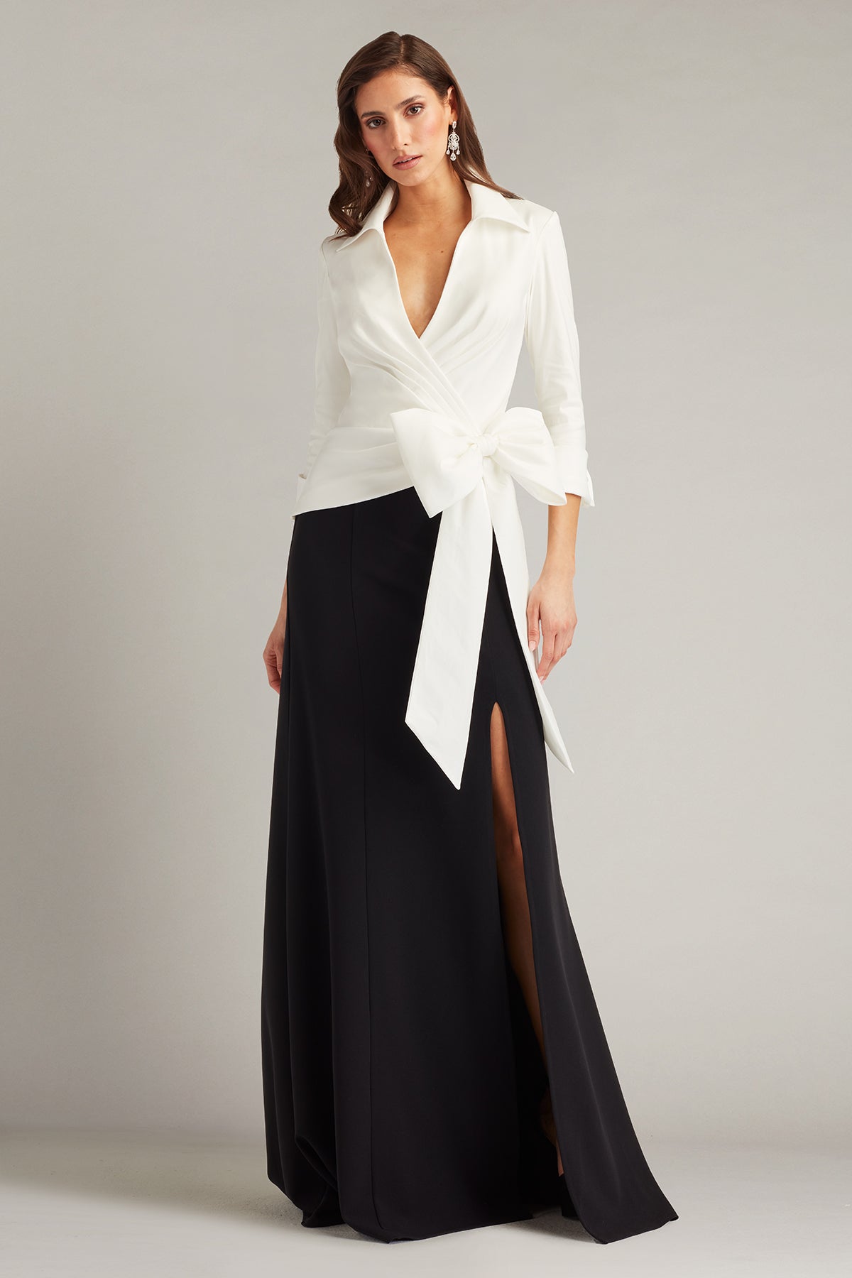 CY26011L-WH/BK_FRONT_2