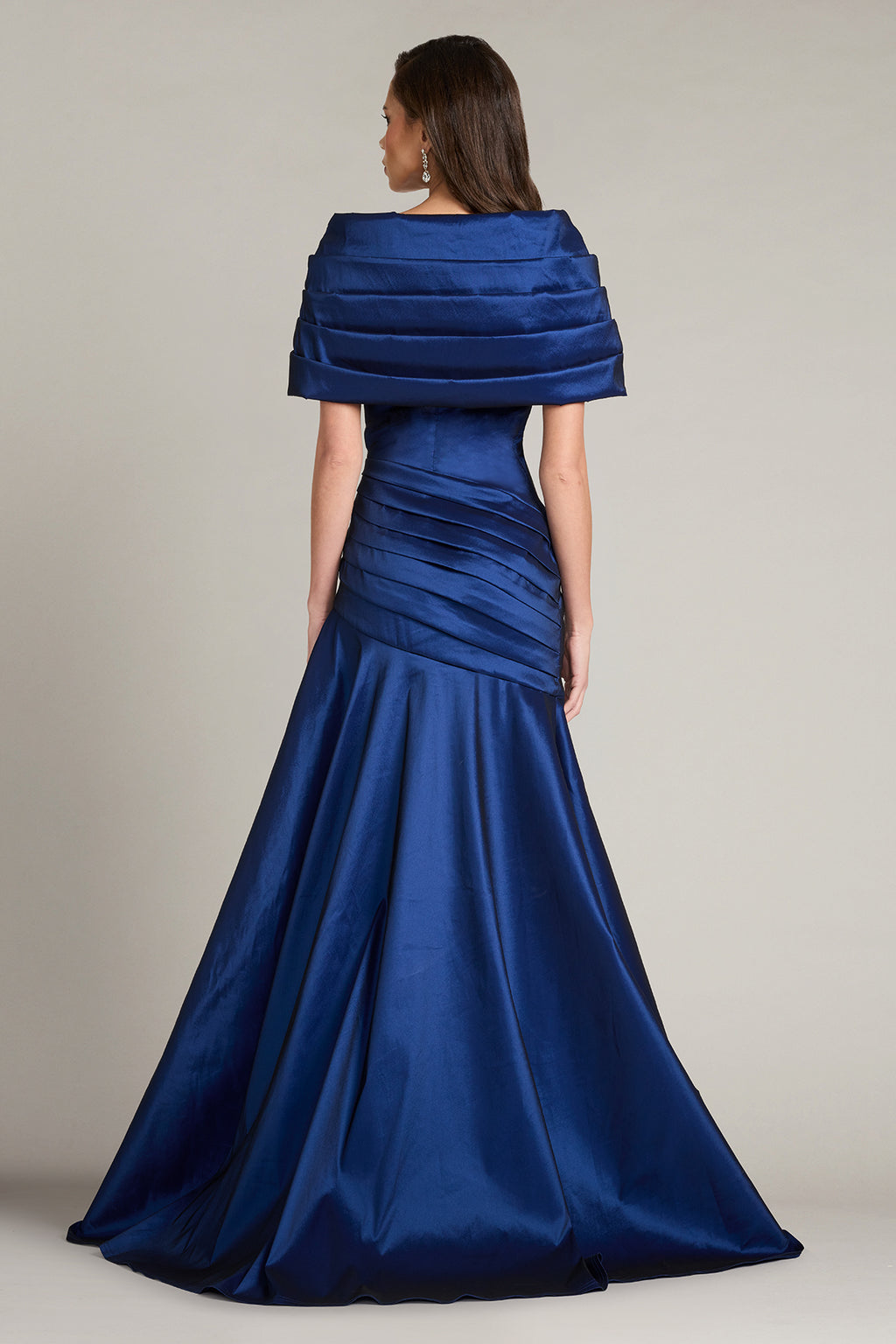 CY26437L-NAVY_BACK