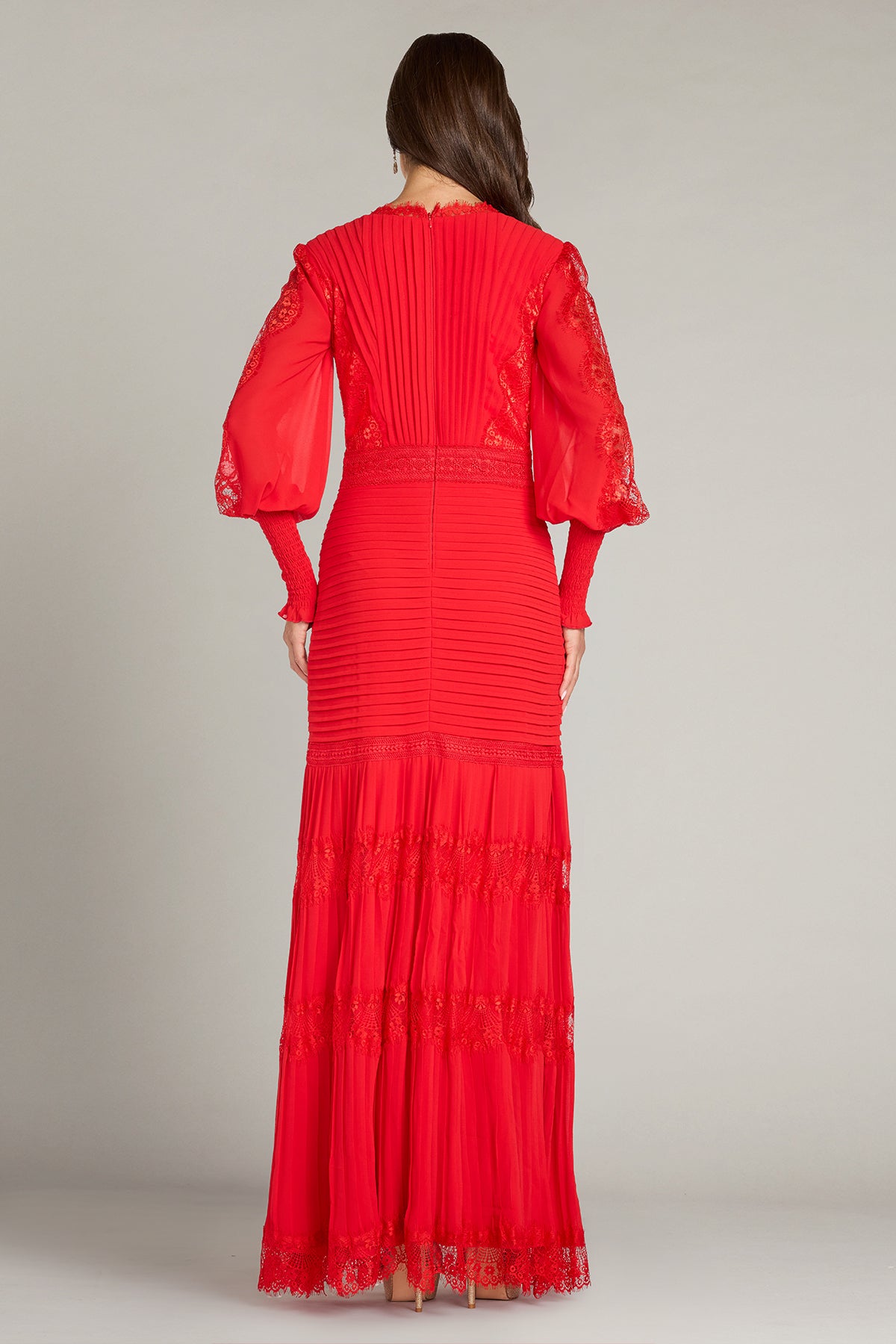 ボレロ kishidamiki  shirring sleeve Nyssa Bishop Sleeve Gown – Tadashi Shoji Official Online Boutique