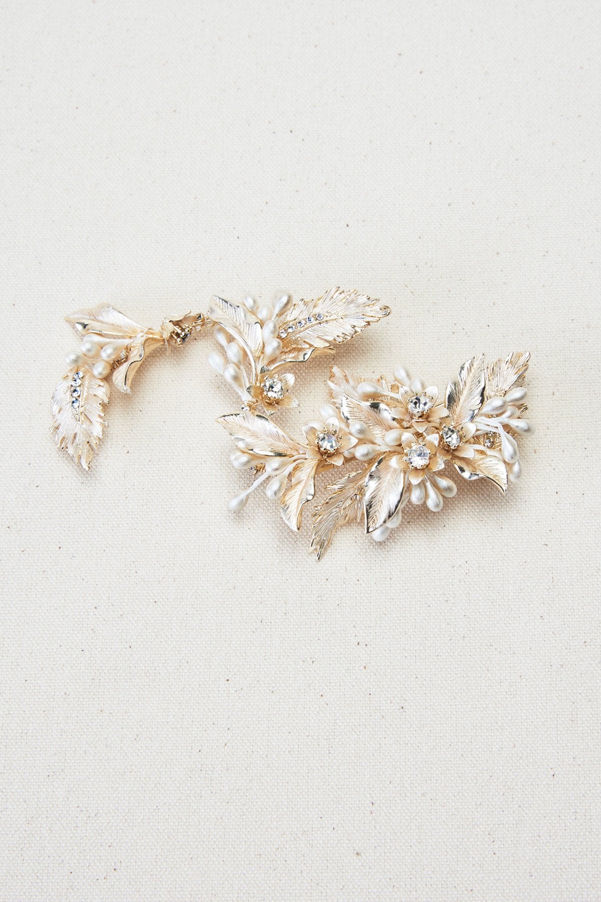 Tadashi Shoji - Dottie Hair Pin