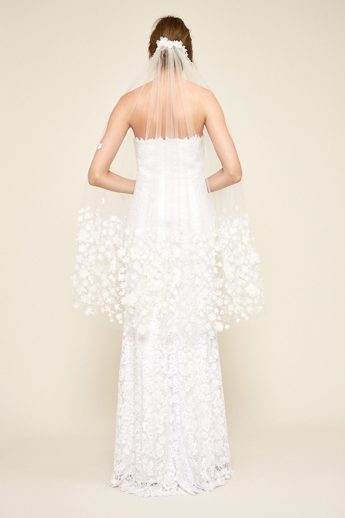 Tadashi Shoji - Falla Floral Appliqu_ Veil
