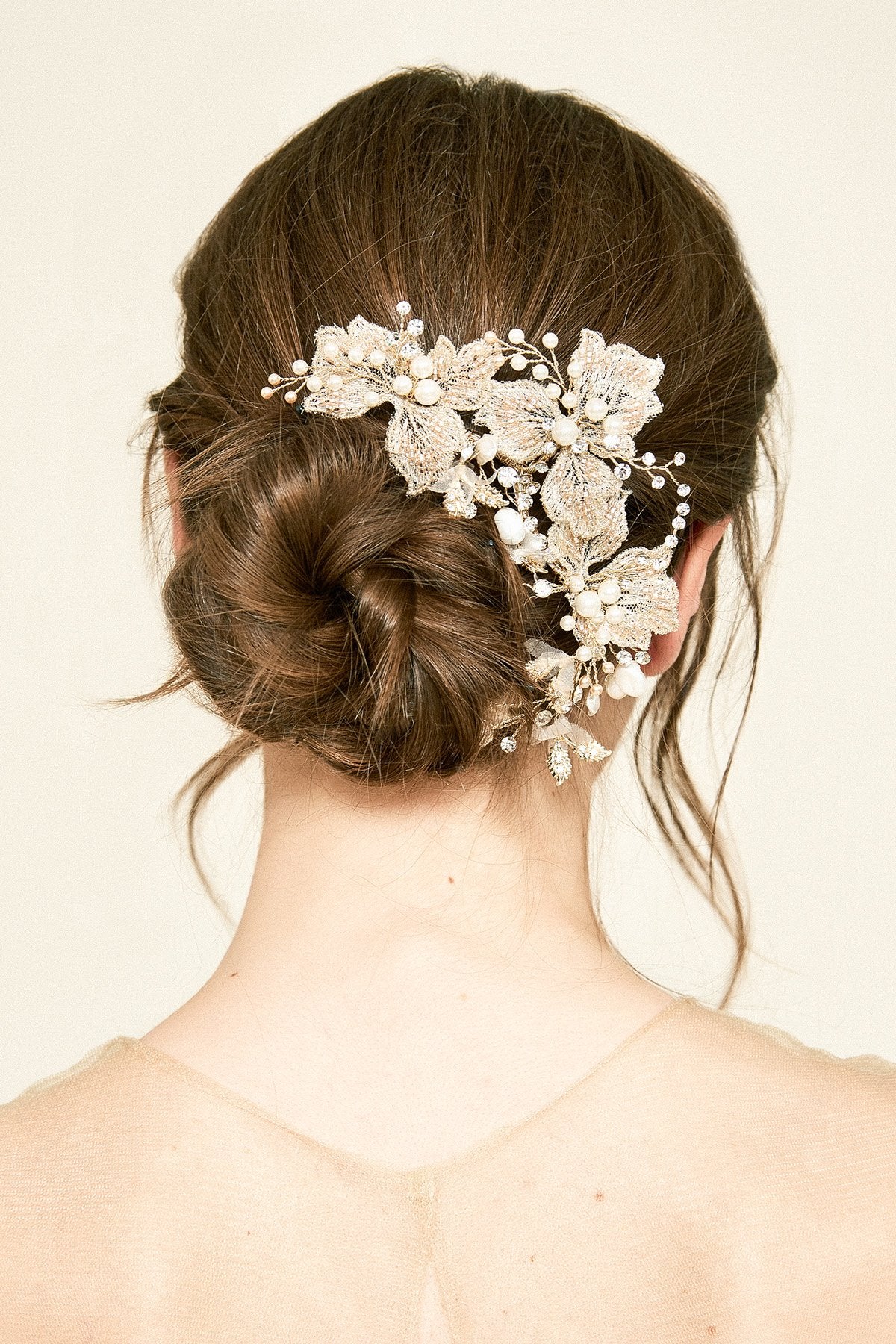 Tadashi Shoji - Remus Floral Comb