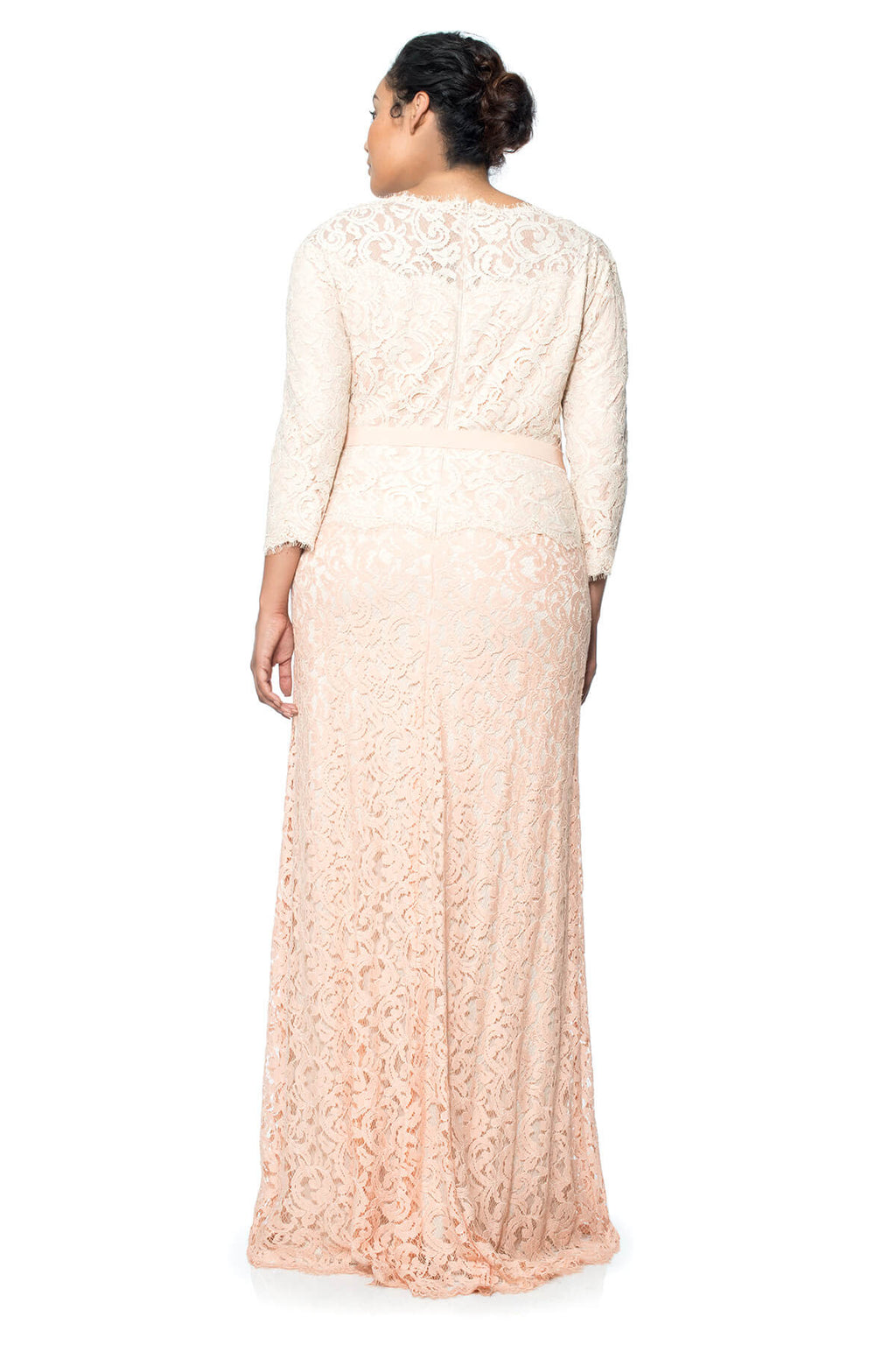 Tadashi Shoji Plus Size - Lace Boatneck 3/4 Sleeve Gown with Grosgrain Ribbon Belt