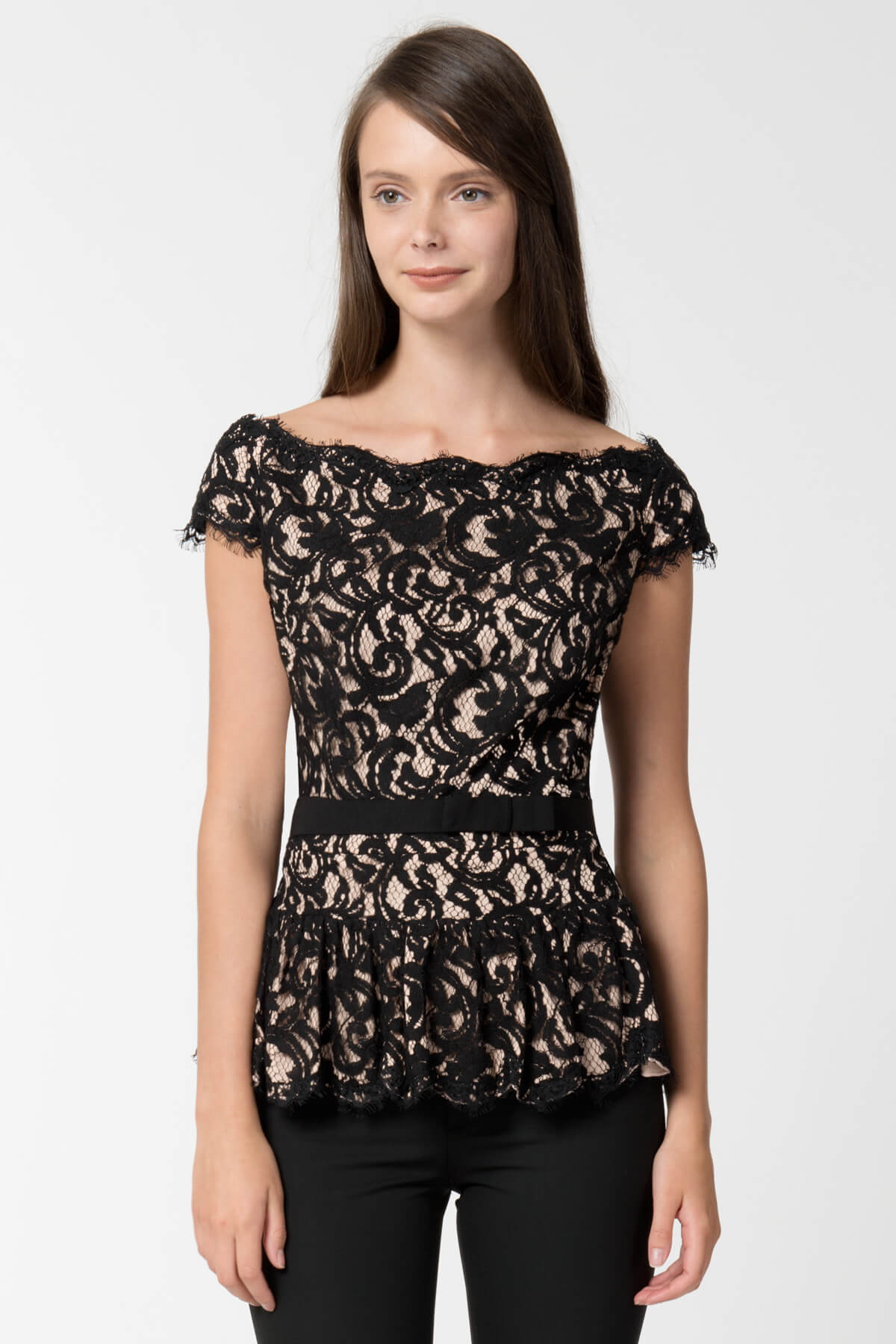 Off Shoulder Peplum Top in Black / Primrose