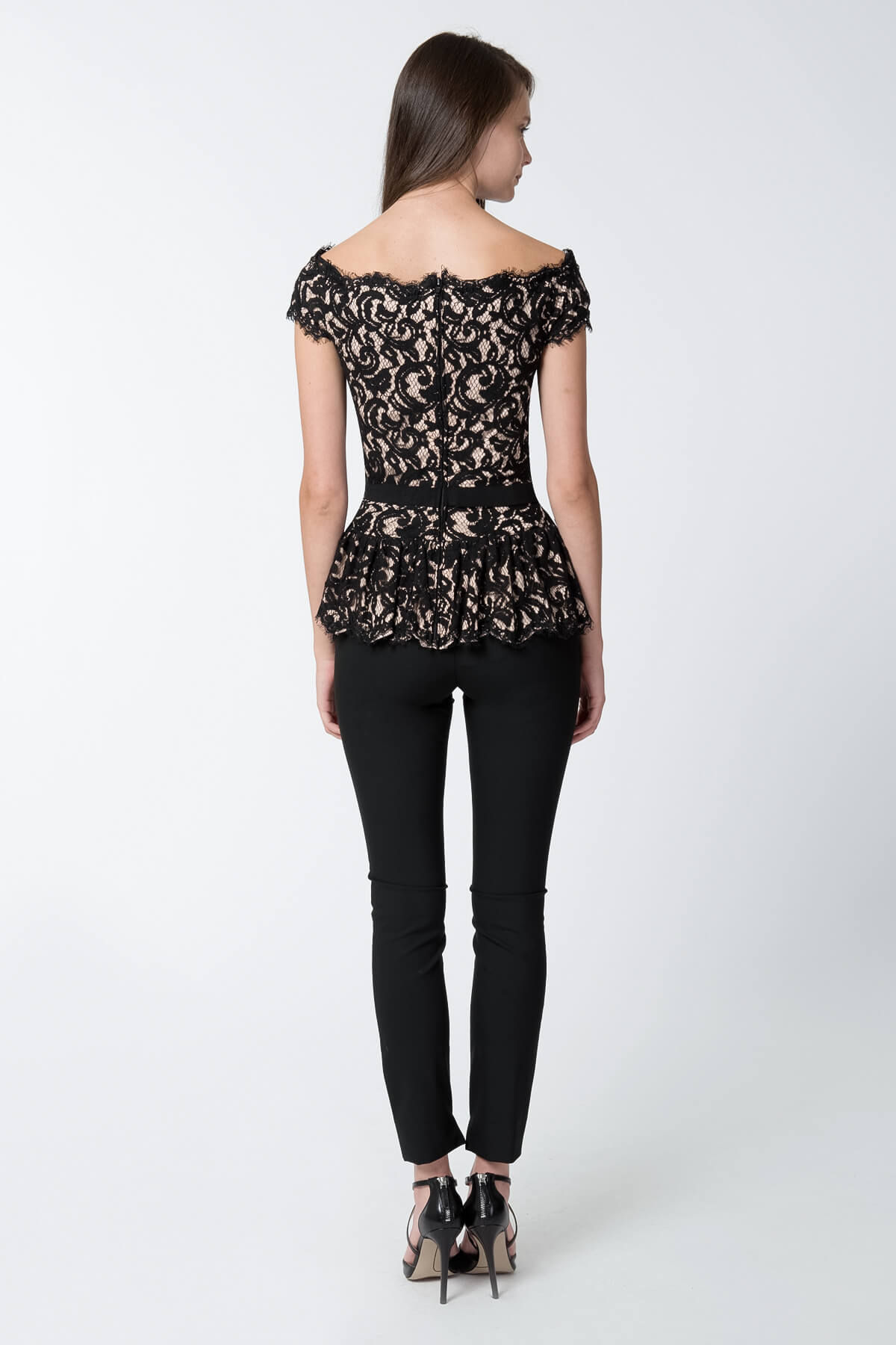 Off Shoulder Peplum Top in Black / Primrose