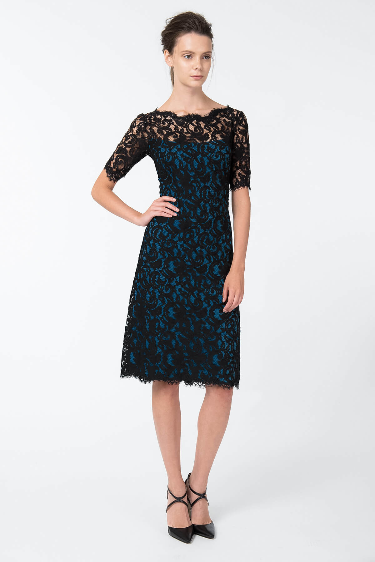 Short Sleeve A-Line Lace Dress in Black / Prussian Blue