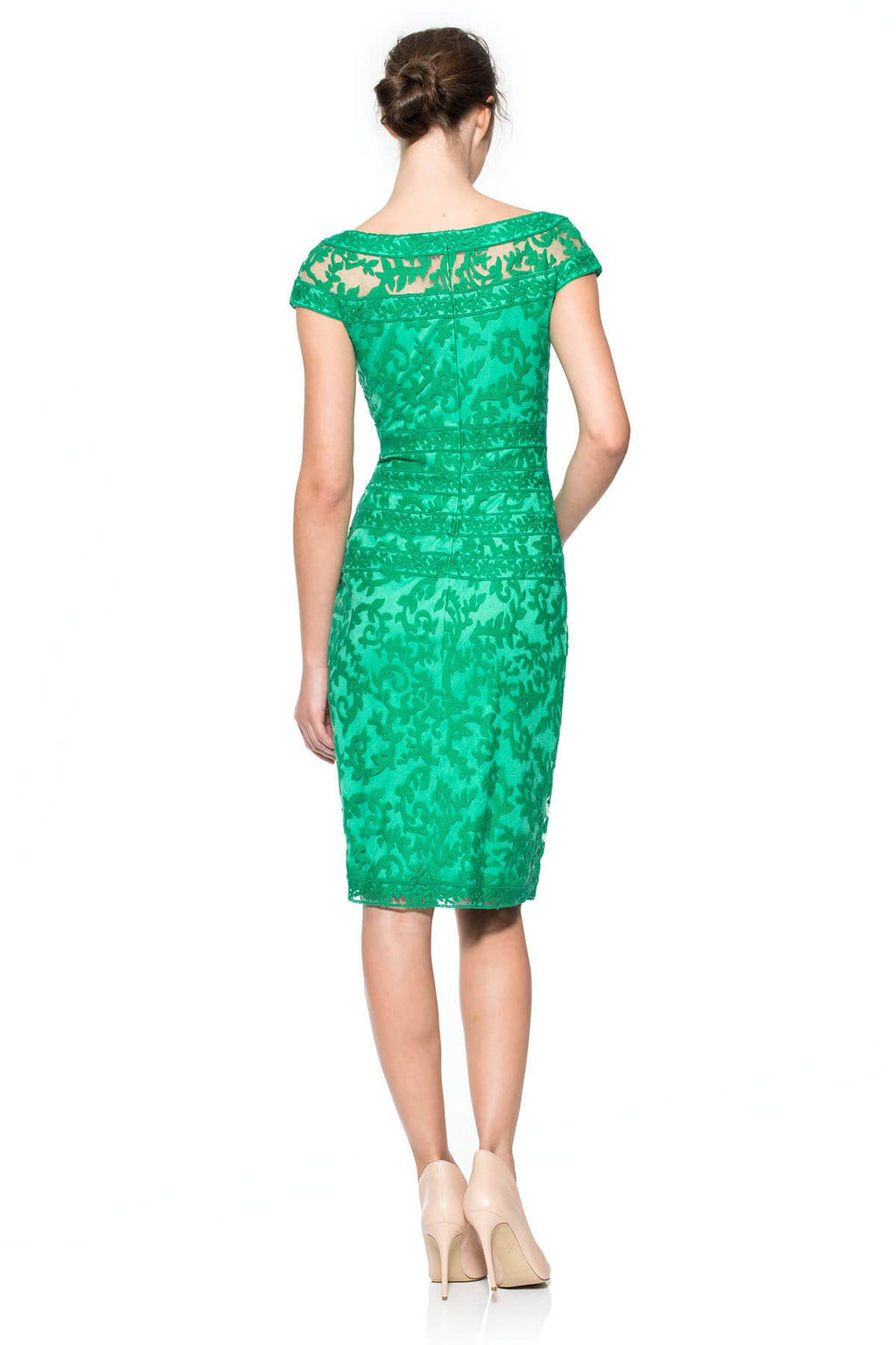 Embroidered Banded Lace Cap Sleeve Sheath Dress in Jade
