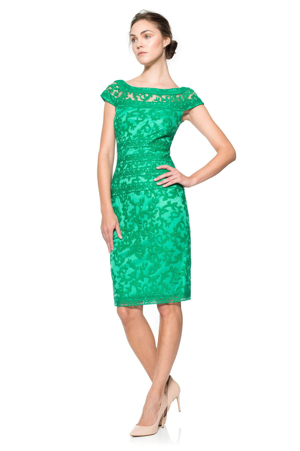 Embroidered Banded Lace Cap Sleeve Sheath Dress in Jade
