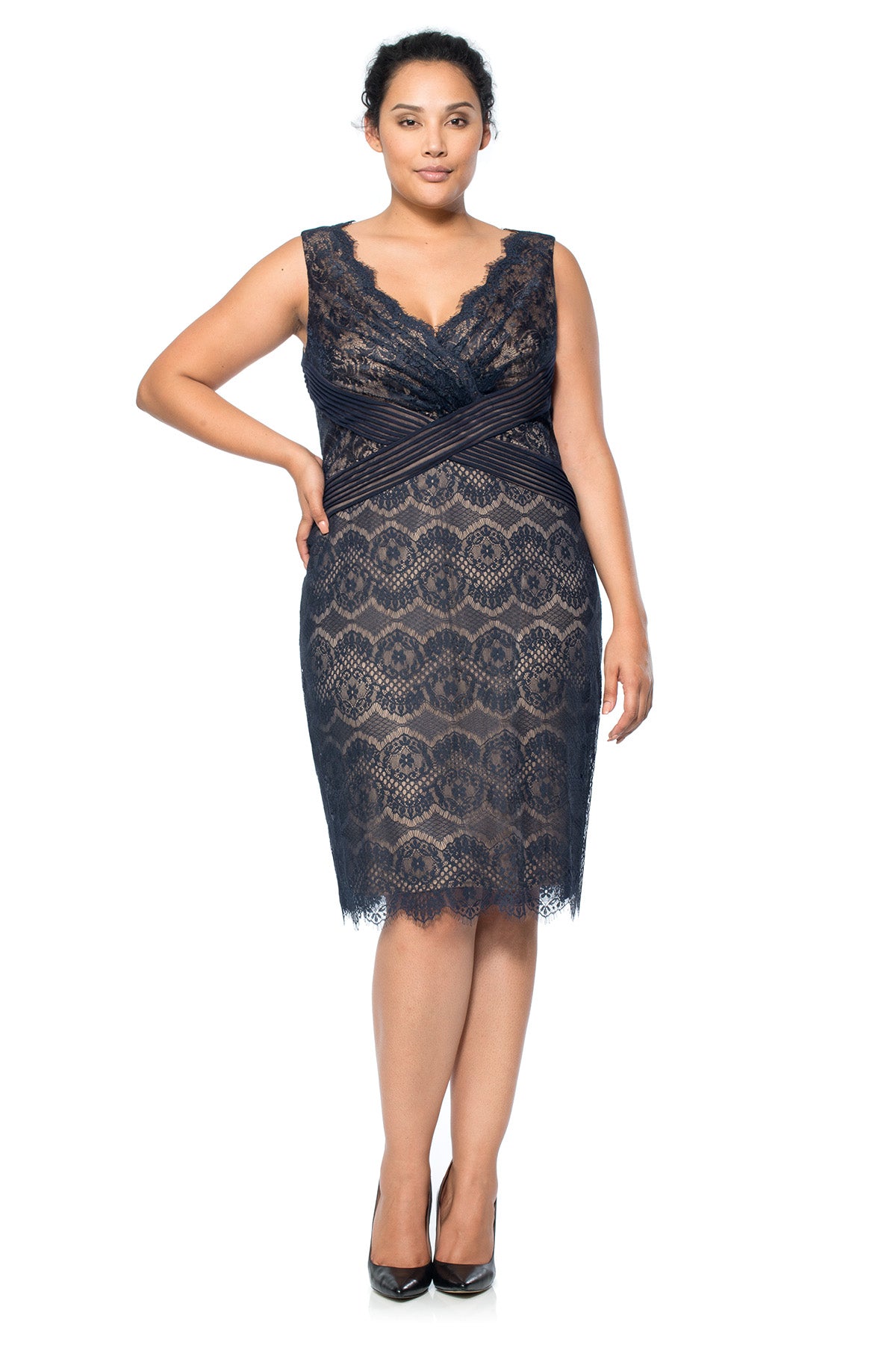 Tadashi Shoji Plus Size - Lace V-Neck Sheath Dress