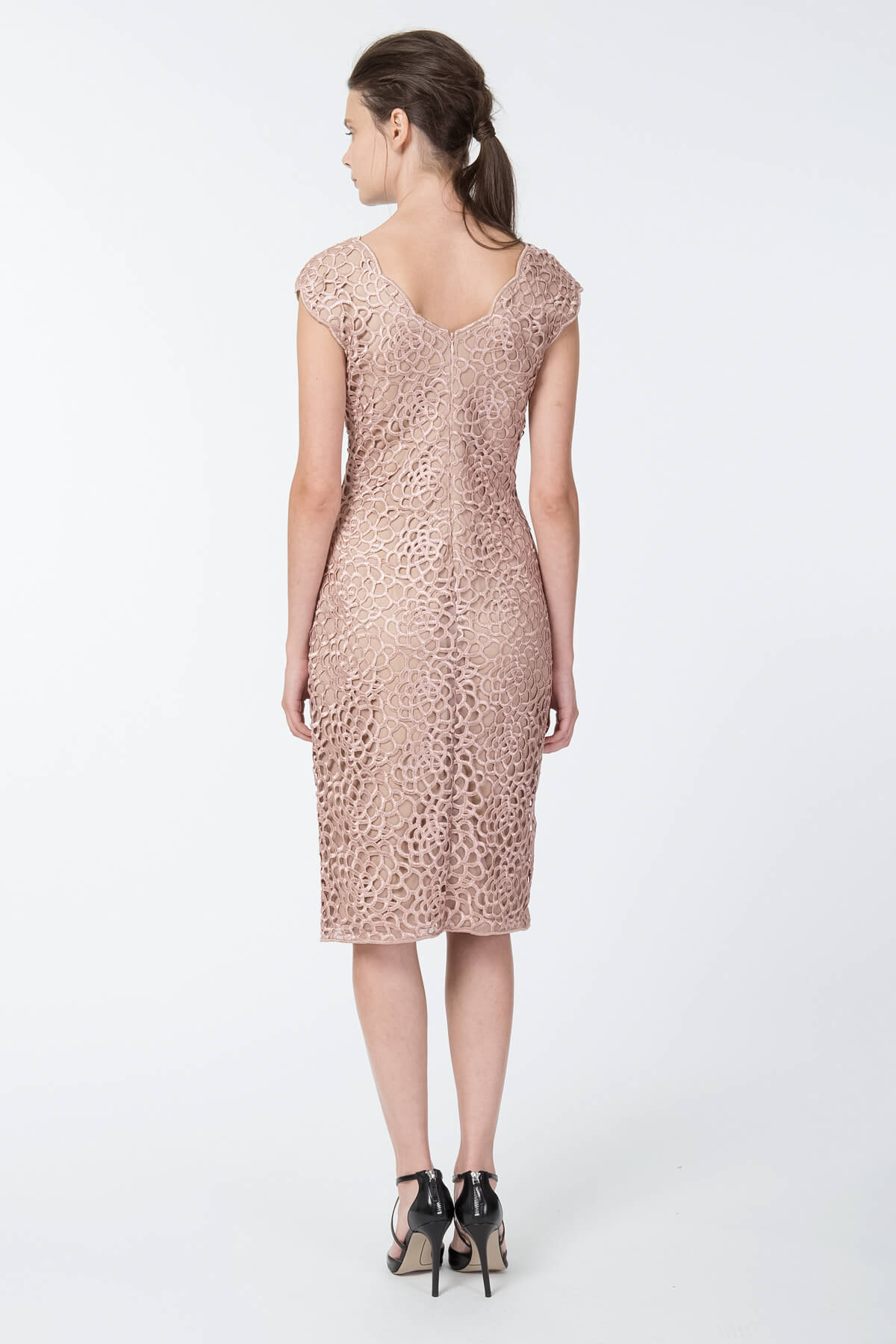 Guipure Lace Dress in Mauve