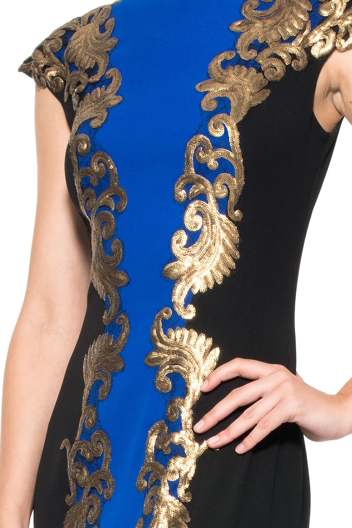 Tadashi Shoji - Crepe Boatneck Gown with Metallic Paillette Detail - Detail