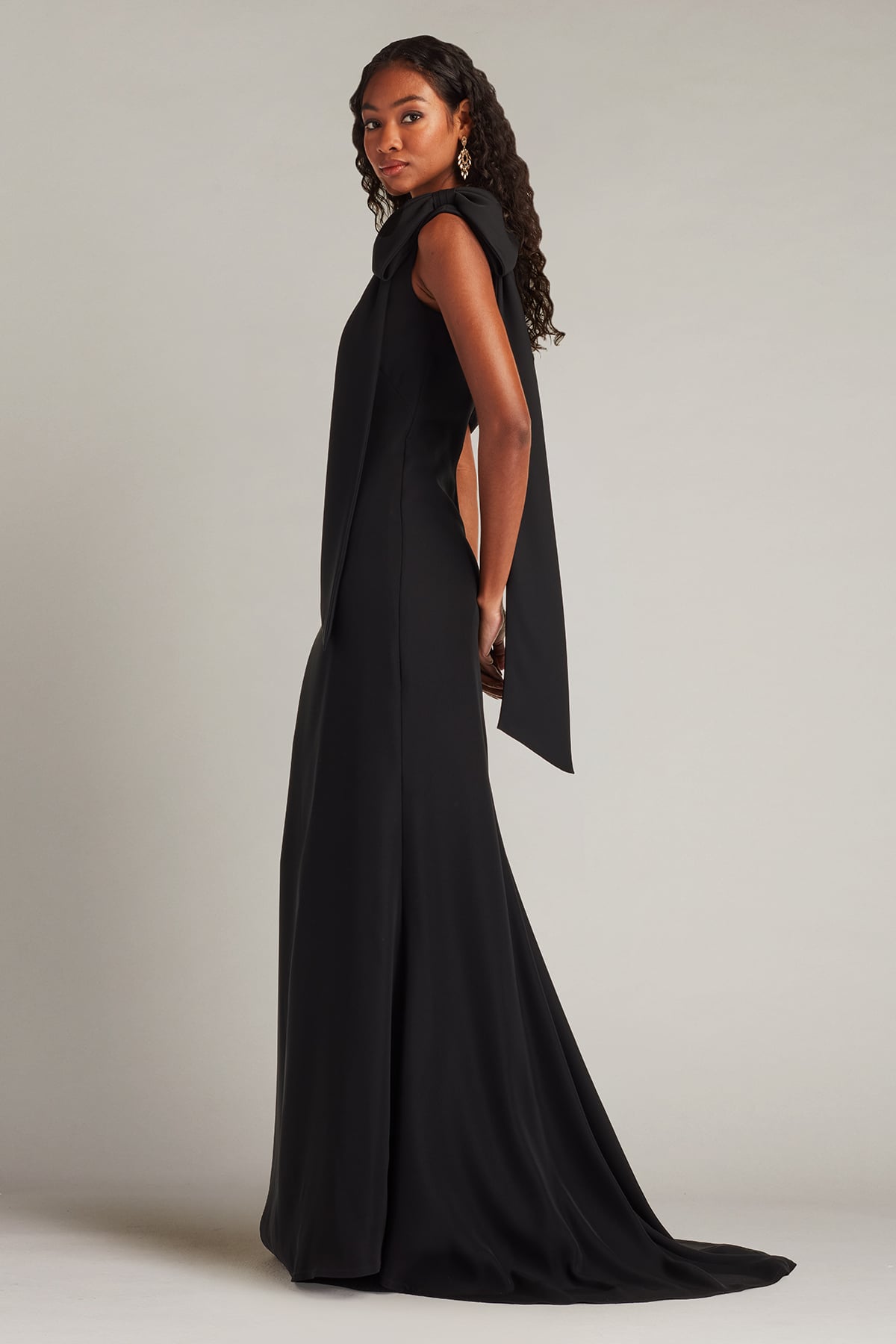 Cassia Bow-Shoulder Crepe Gown – Tadashi Shoji Official Online