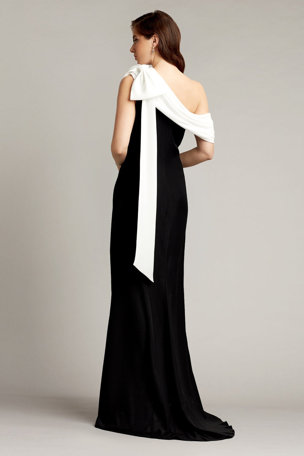 Cassia Bow-Shoulder Crepe Gown