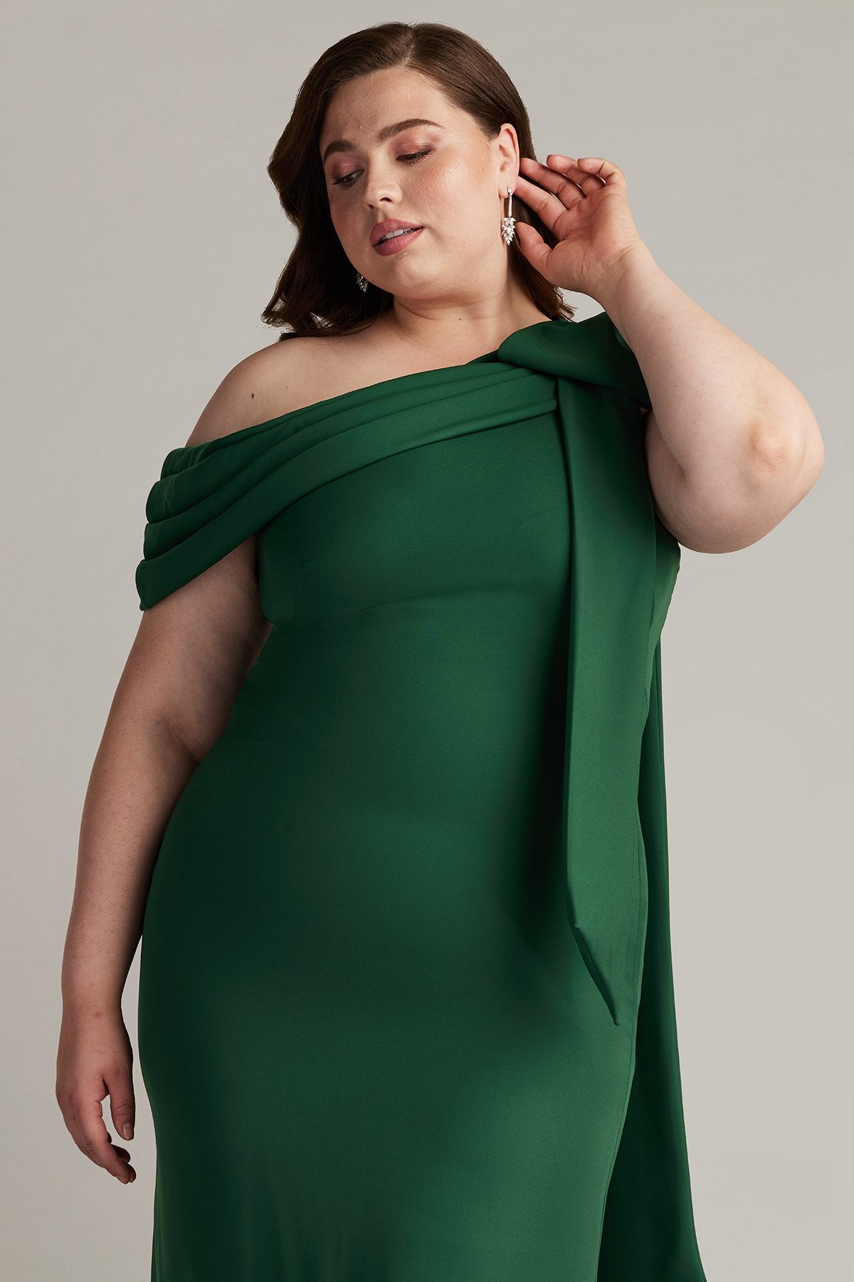 Cassia Bow-Shoulder Crepe Gown - PLUS SIZE
