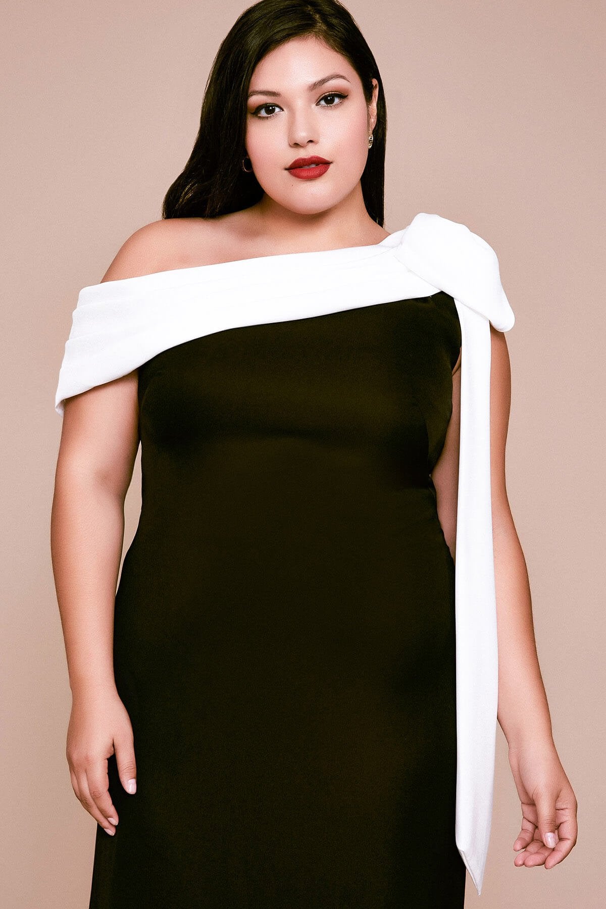Cassia Bow-Shoulder Crepe Gown - PLUS SIZE