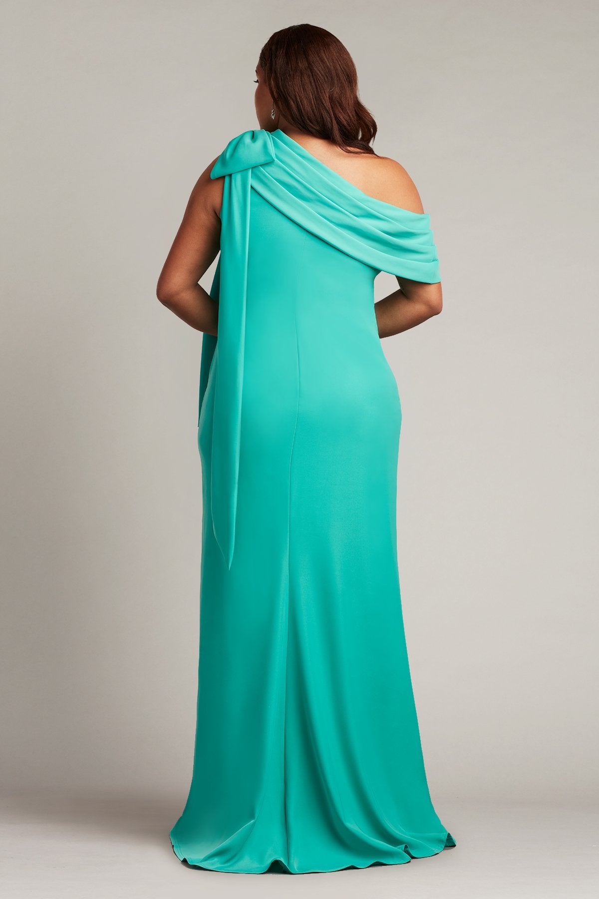Cassia Bow-Shoulder Crepe Gown - PLUS SIZE