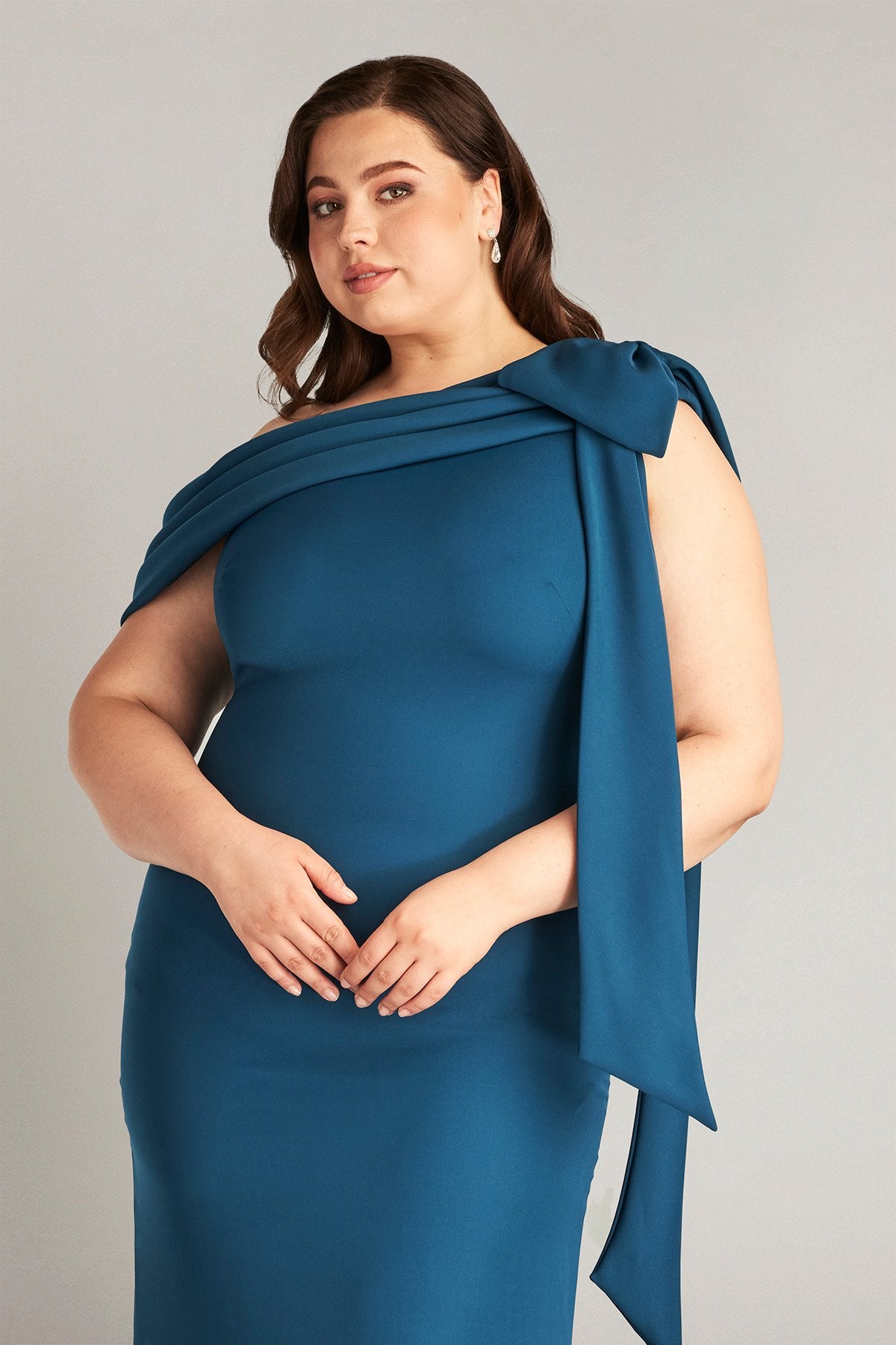 Cassia Bow-Shoulder Crepe Gown - PLUS SIZE
