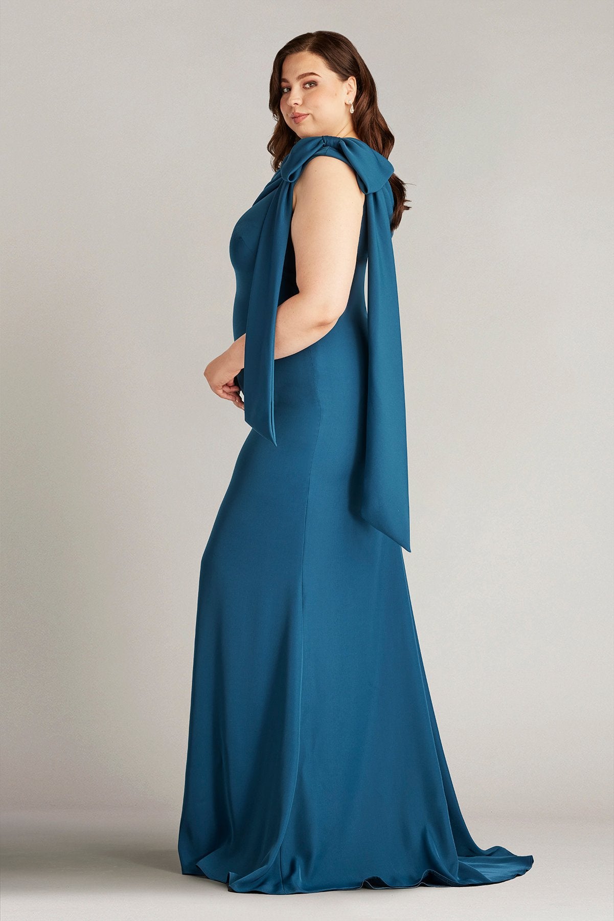 Cassia Bow-Shoulder Crepe Gown - PLUS SIZE