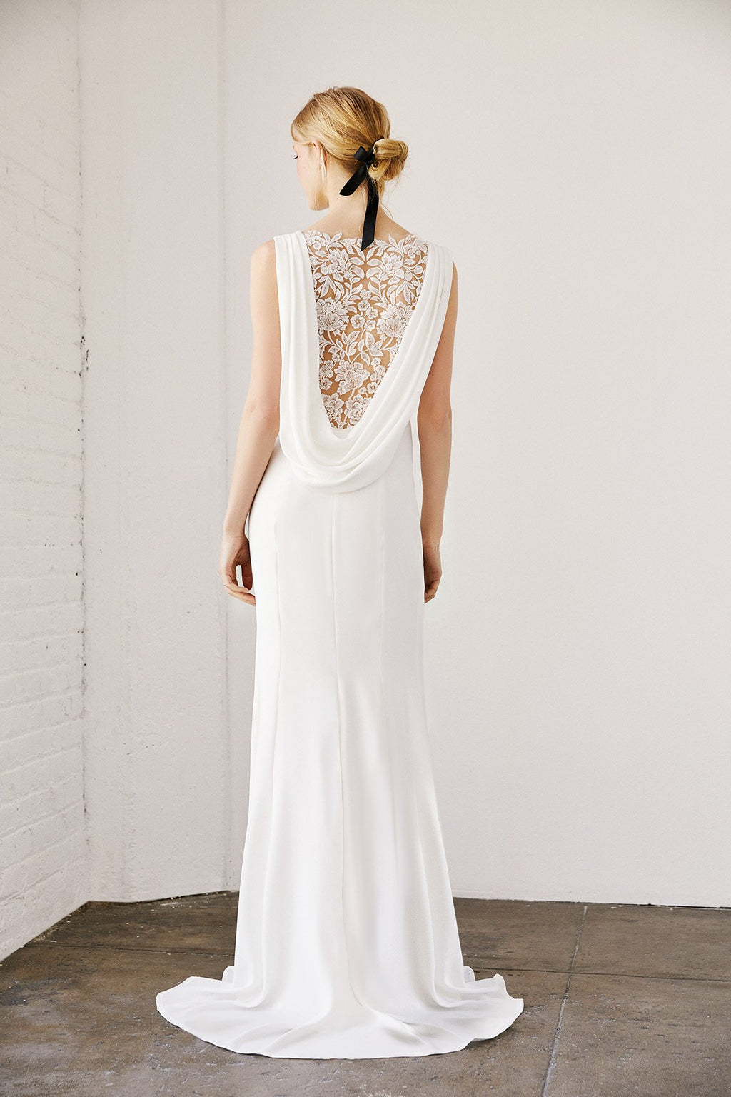 Tadashi Shoji - Amfelice Cowl-Back Crepe Gown
