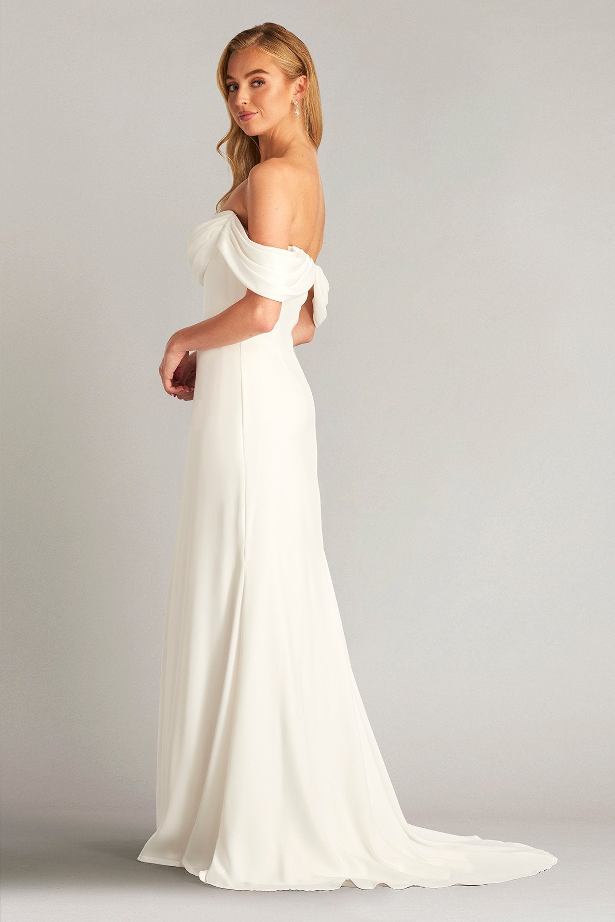 Amishta Off-The-Shoulder Crepe Gown – Tadashi Shoji Official