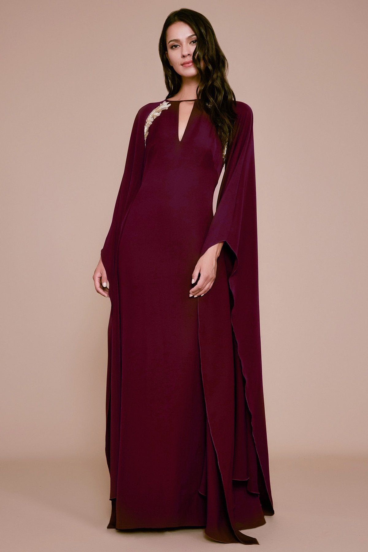 Tadashi Shoji - Nox Cape-Sleeves Crepe Gown