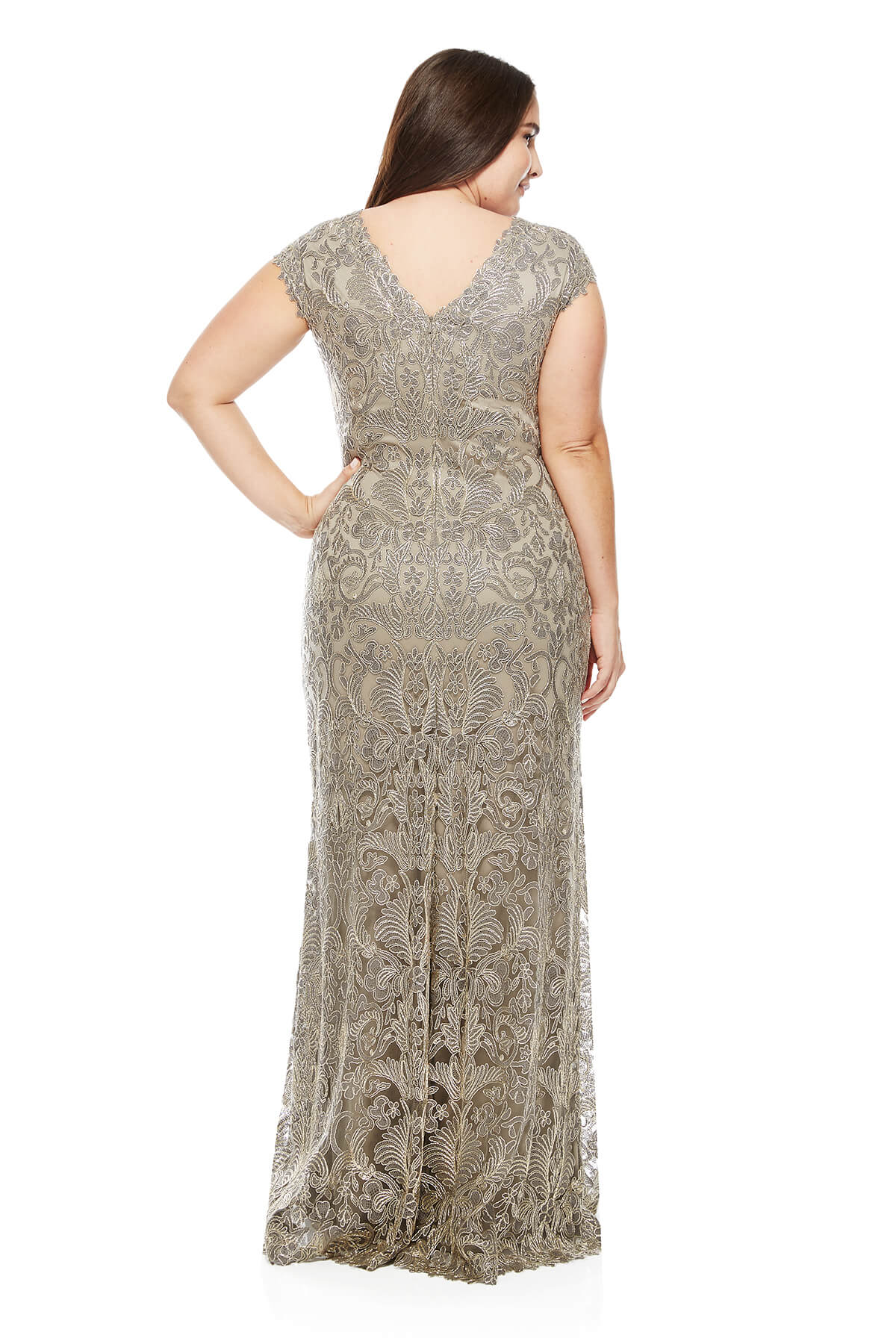 Tadashi Shoji Plus Size - Metallic Corded Embroidery on Tulle V-Neck Gown
