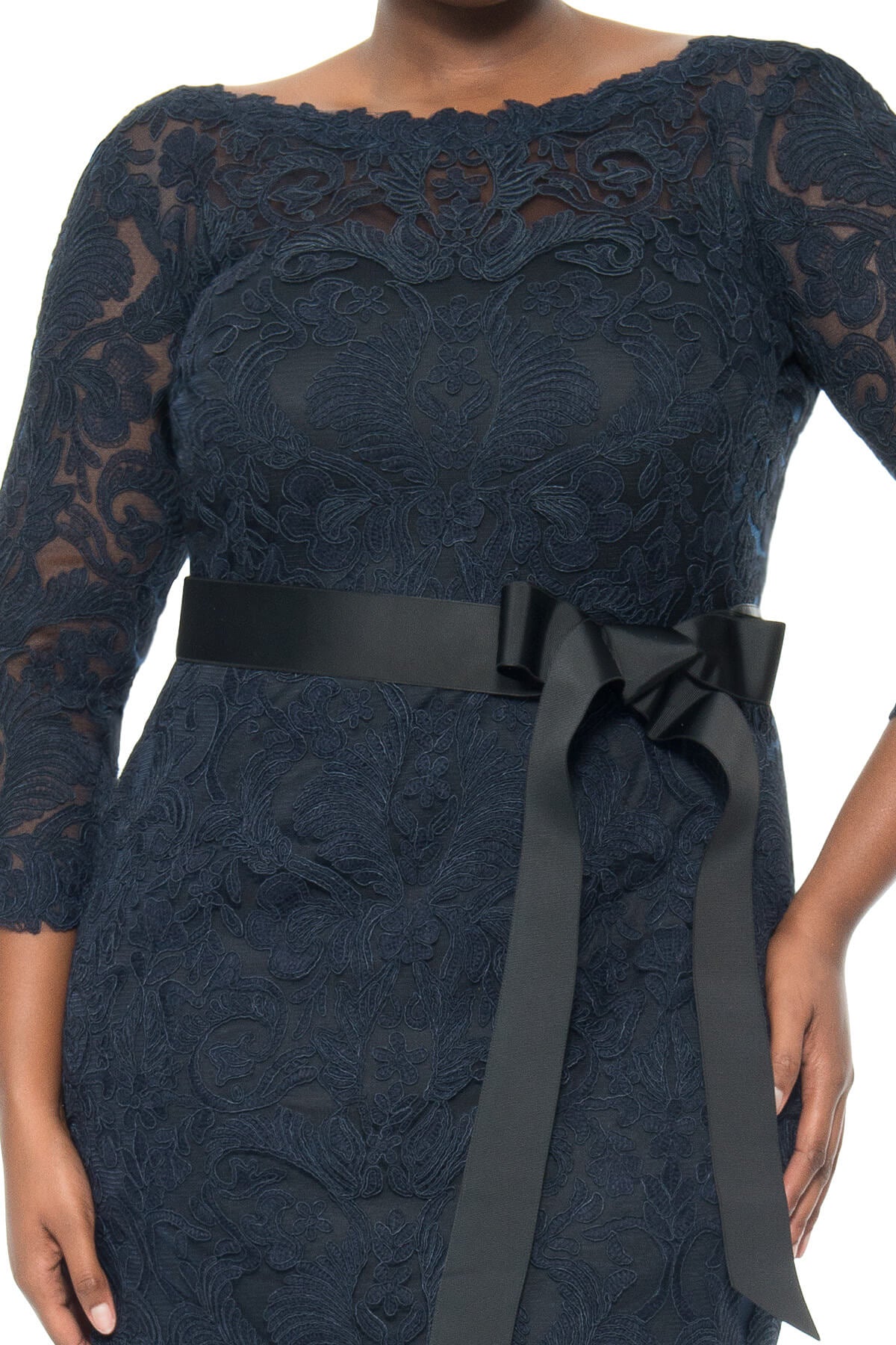 Tadashi Shoji Plus Size - Corded Embroidery 3/4 Sleeve Gown - Detail